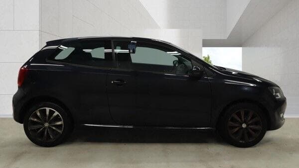 2013 Volkswagen Polo - Image 4