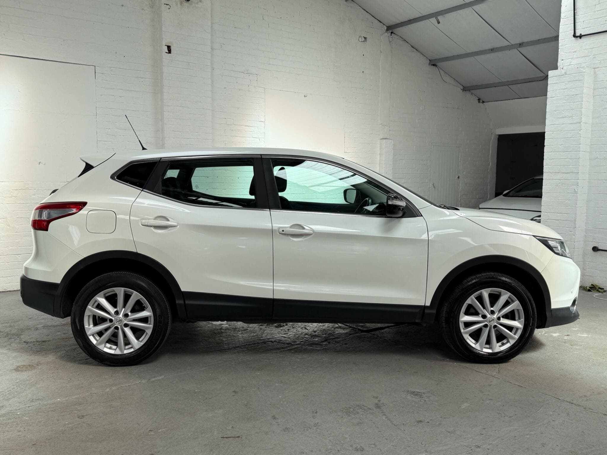 2016 Nissan Qashqai - Image 11