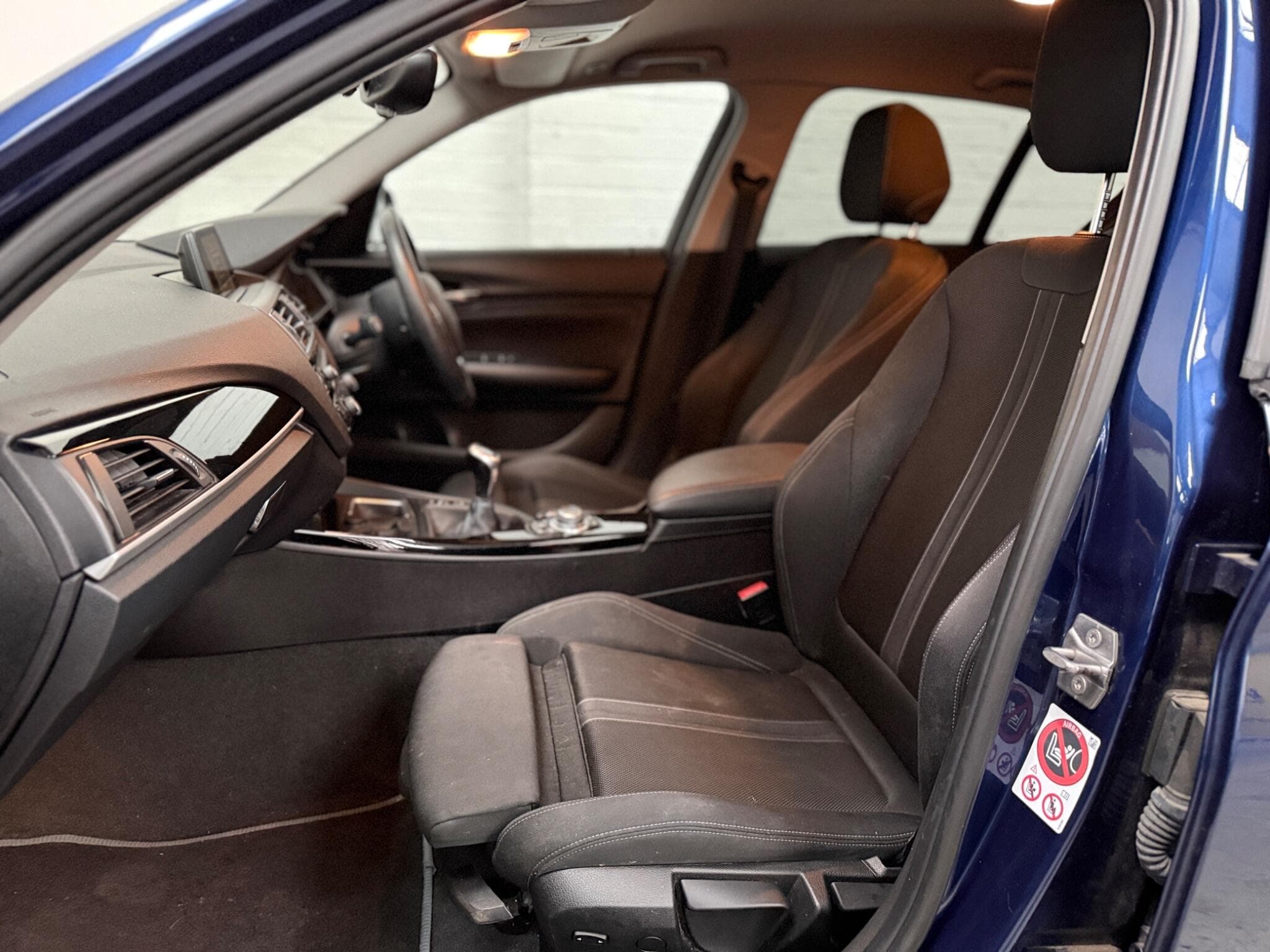 2016 BMW 1 Series - Image 19