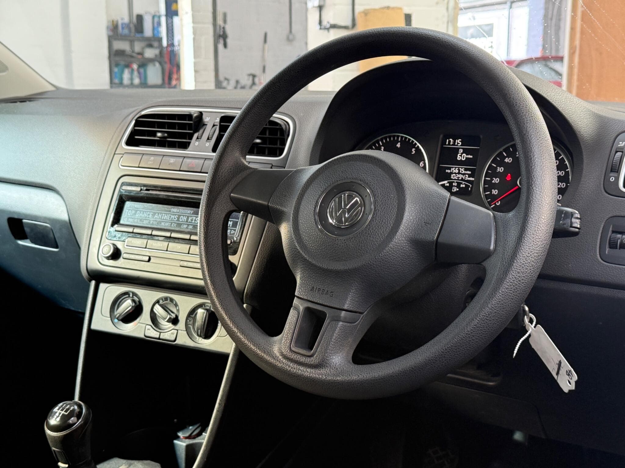 2013 Volkswagen Polo - Image 18
