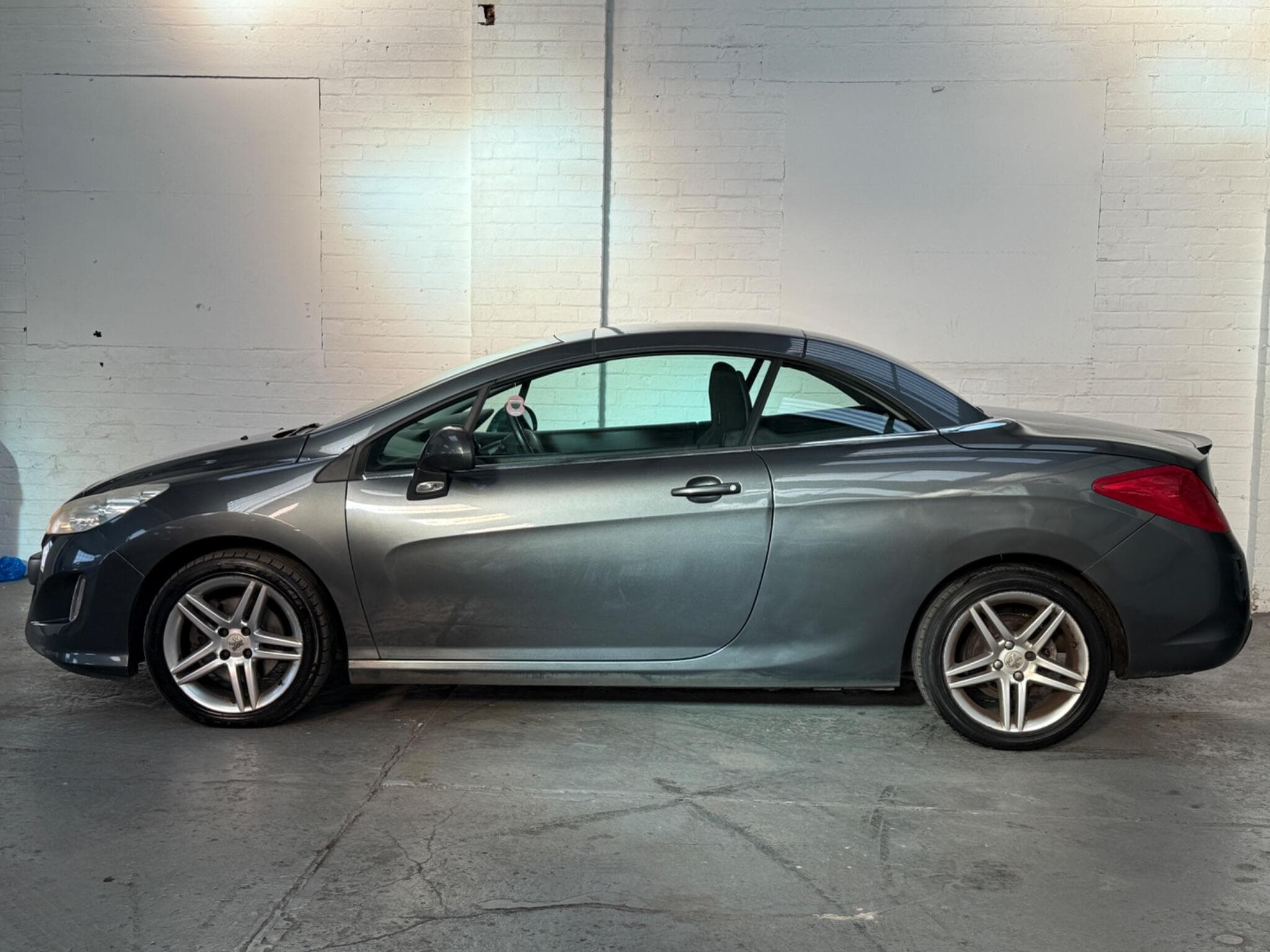 2009 Peugeot 308 CC - Image 7