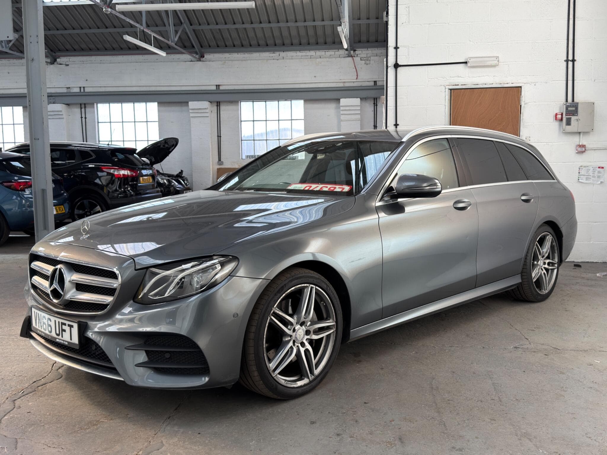 2016 Mercedes-Benz E Class - Image 3