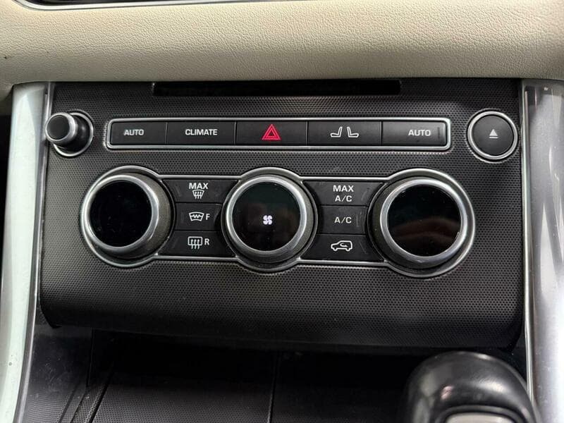 2017 Land Rover Range Rover Sport - Image 44