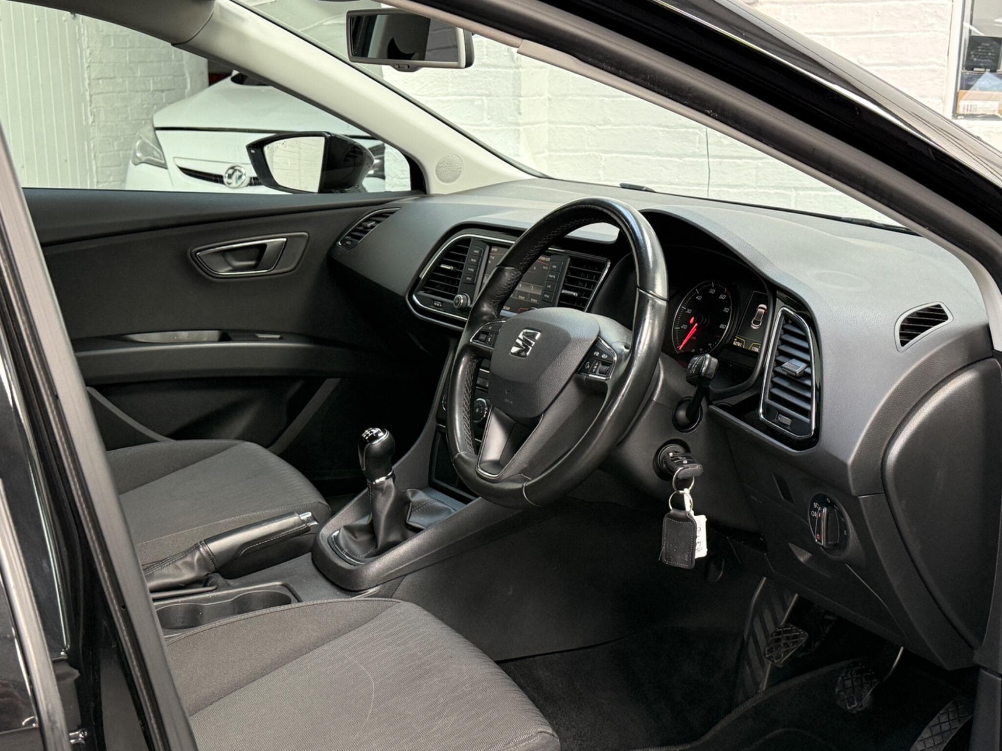 2015 SEAT Leon - Image 13