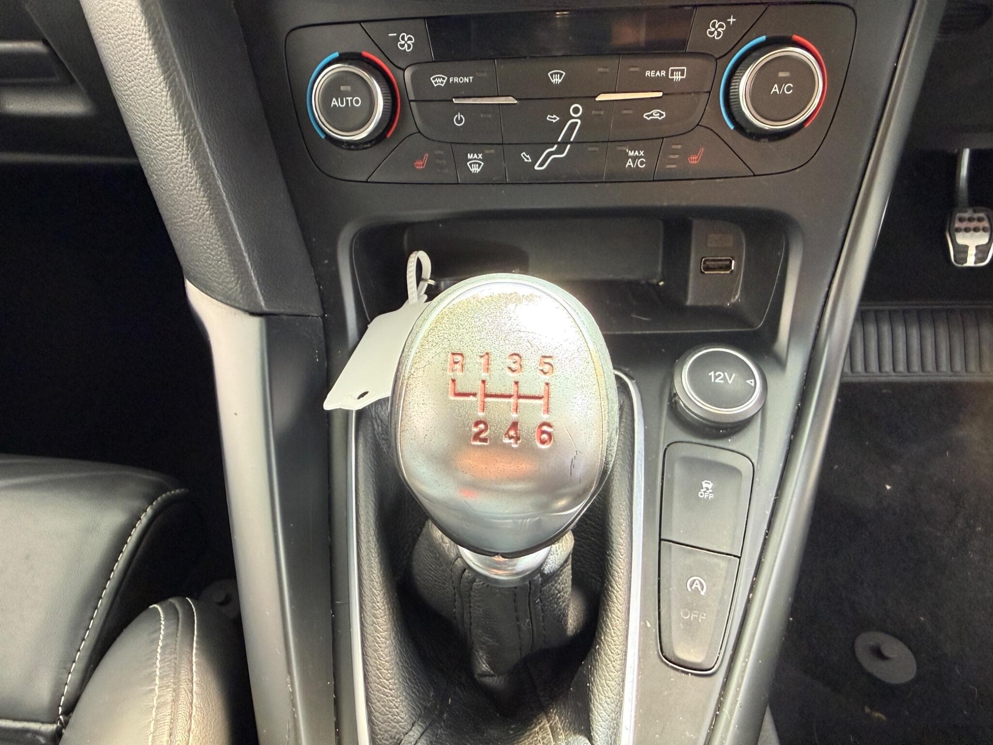 2016 Ford Focus - Image 11