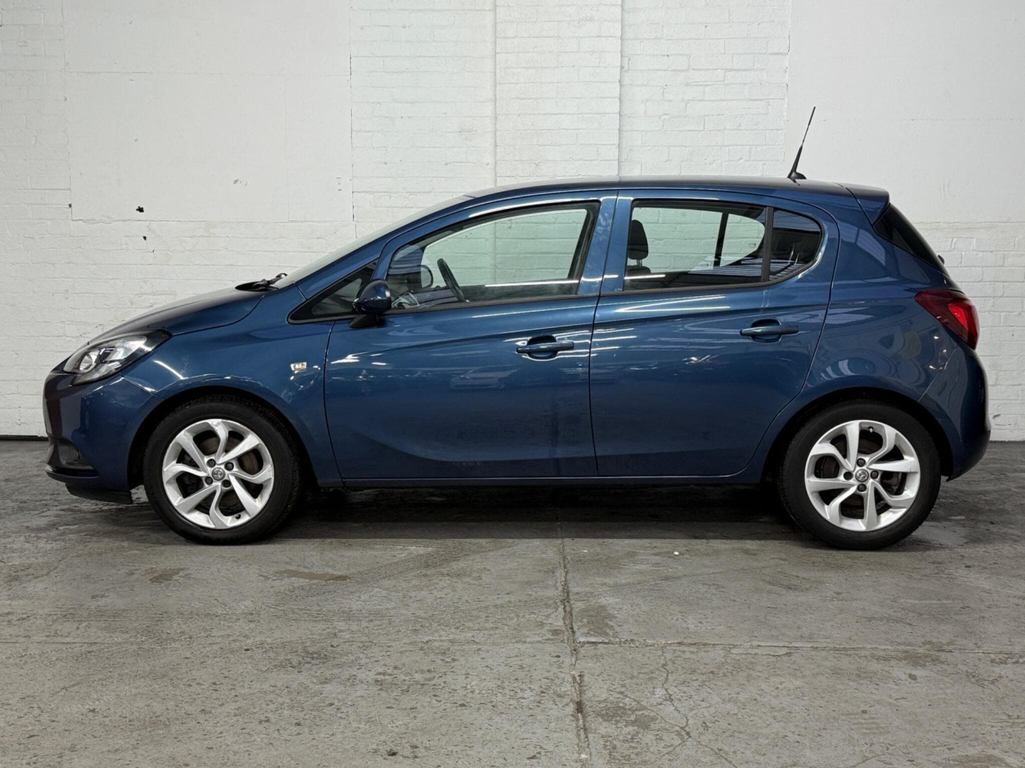 2015 Vauxhall Corsa - Image 5