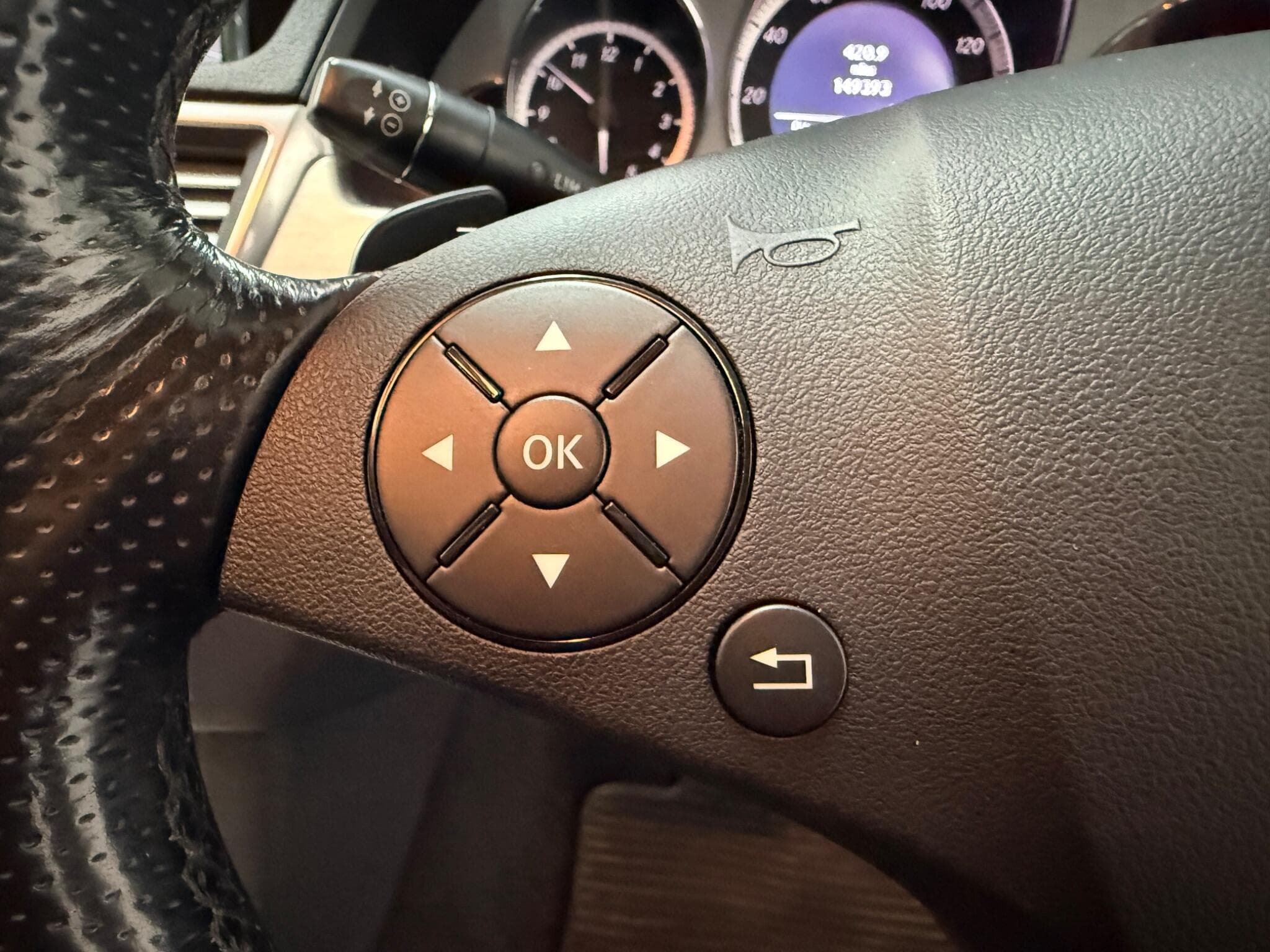 2010 Mercedes-Benz E Class - Image 25