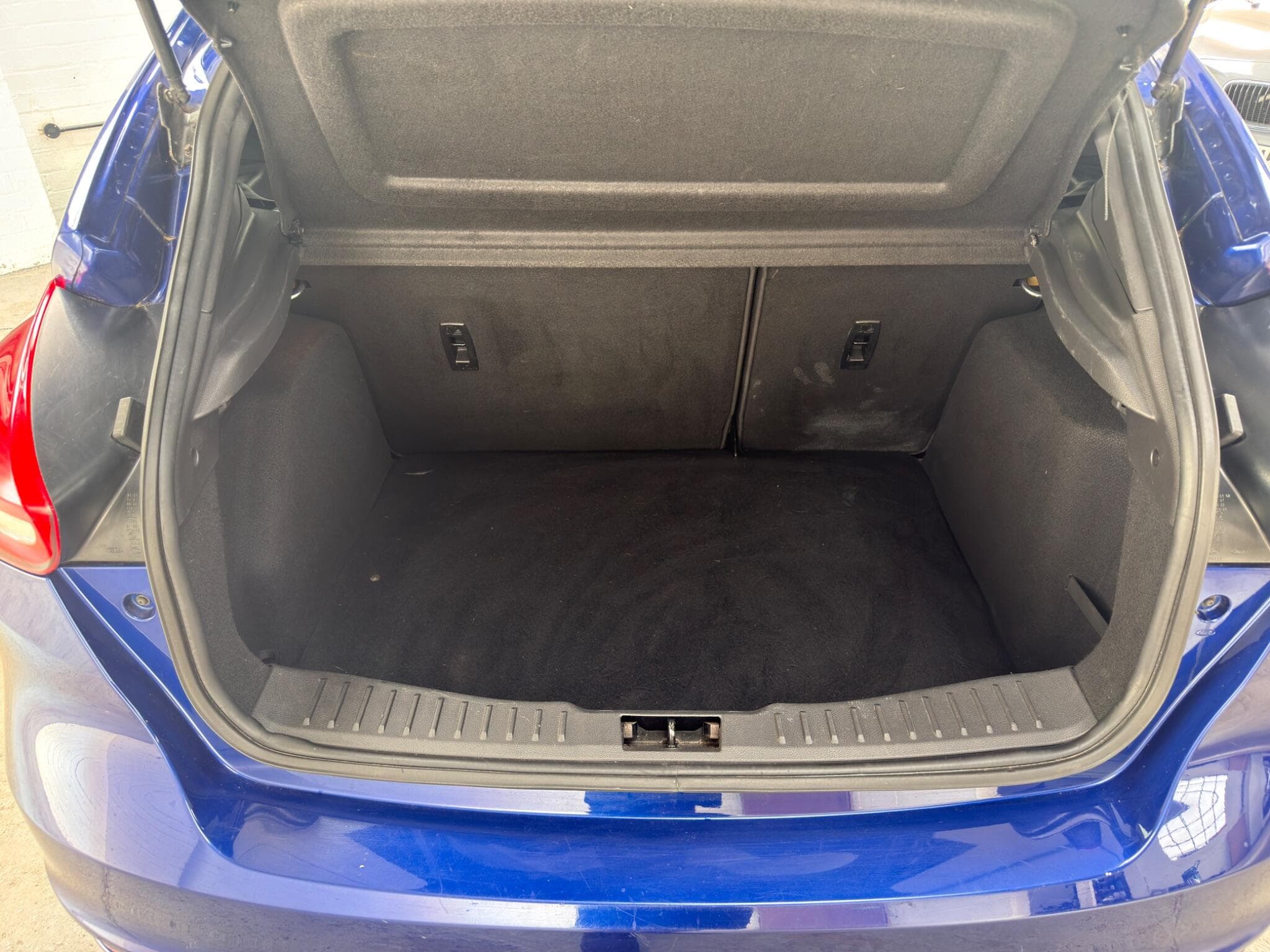 2017 Ford Focus - Image 19