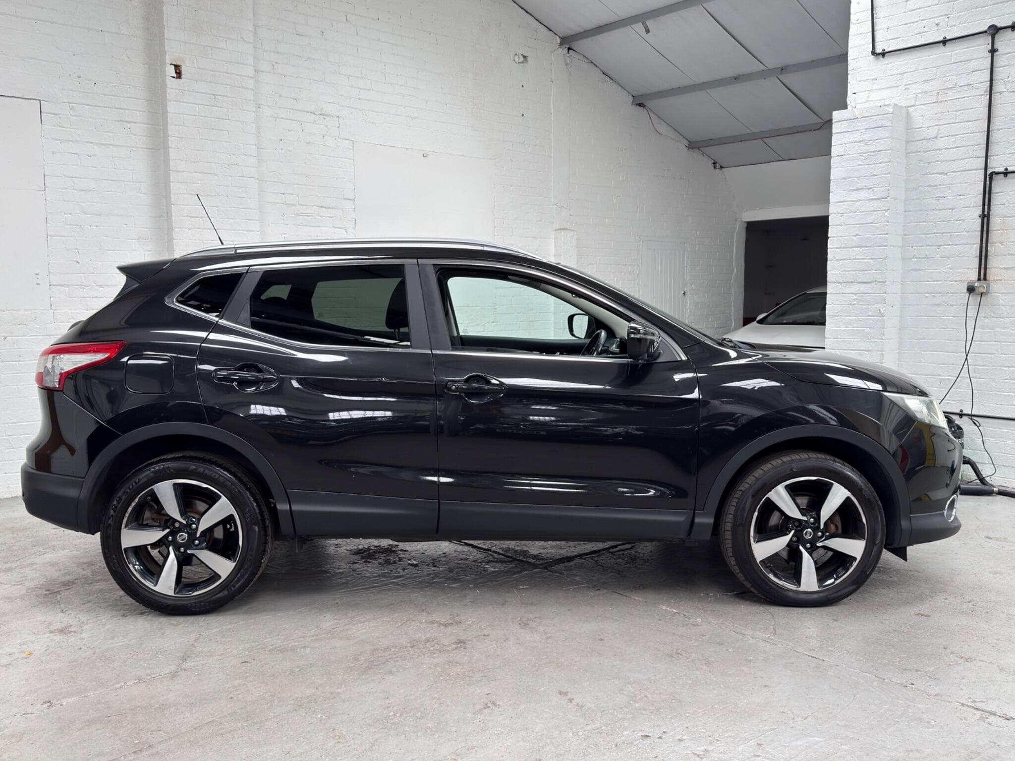 2015 Nissan Qashqai - Image 7