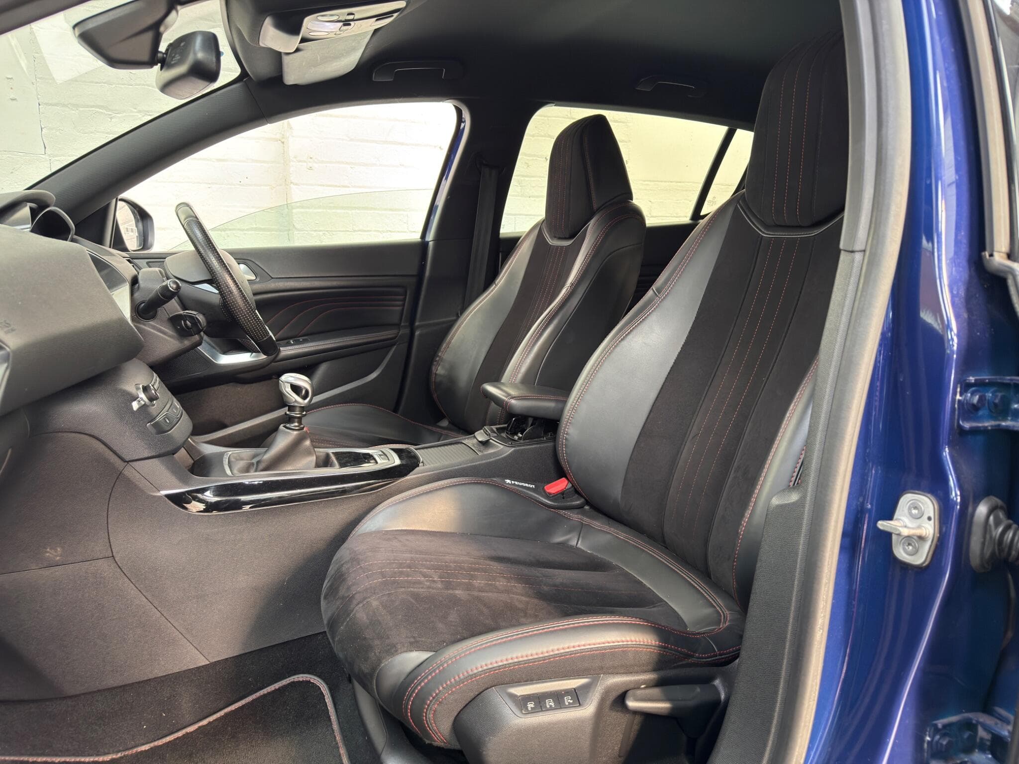 2015 Peugeot 308 - Image 23