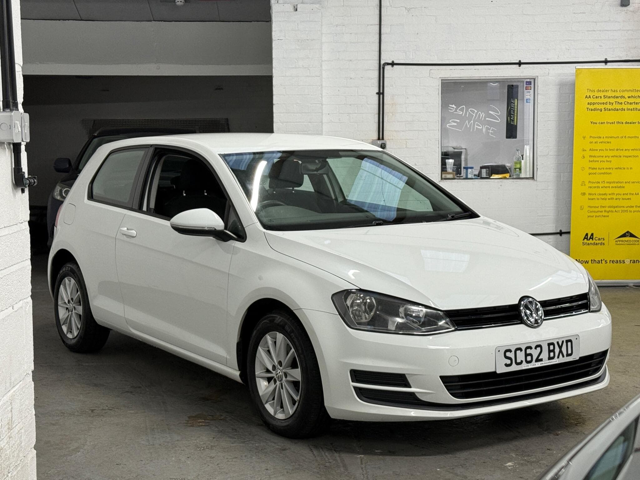 2013 Volkswagen Golf - Image 5