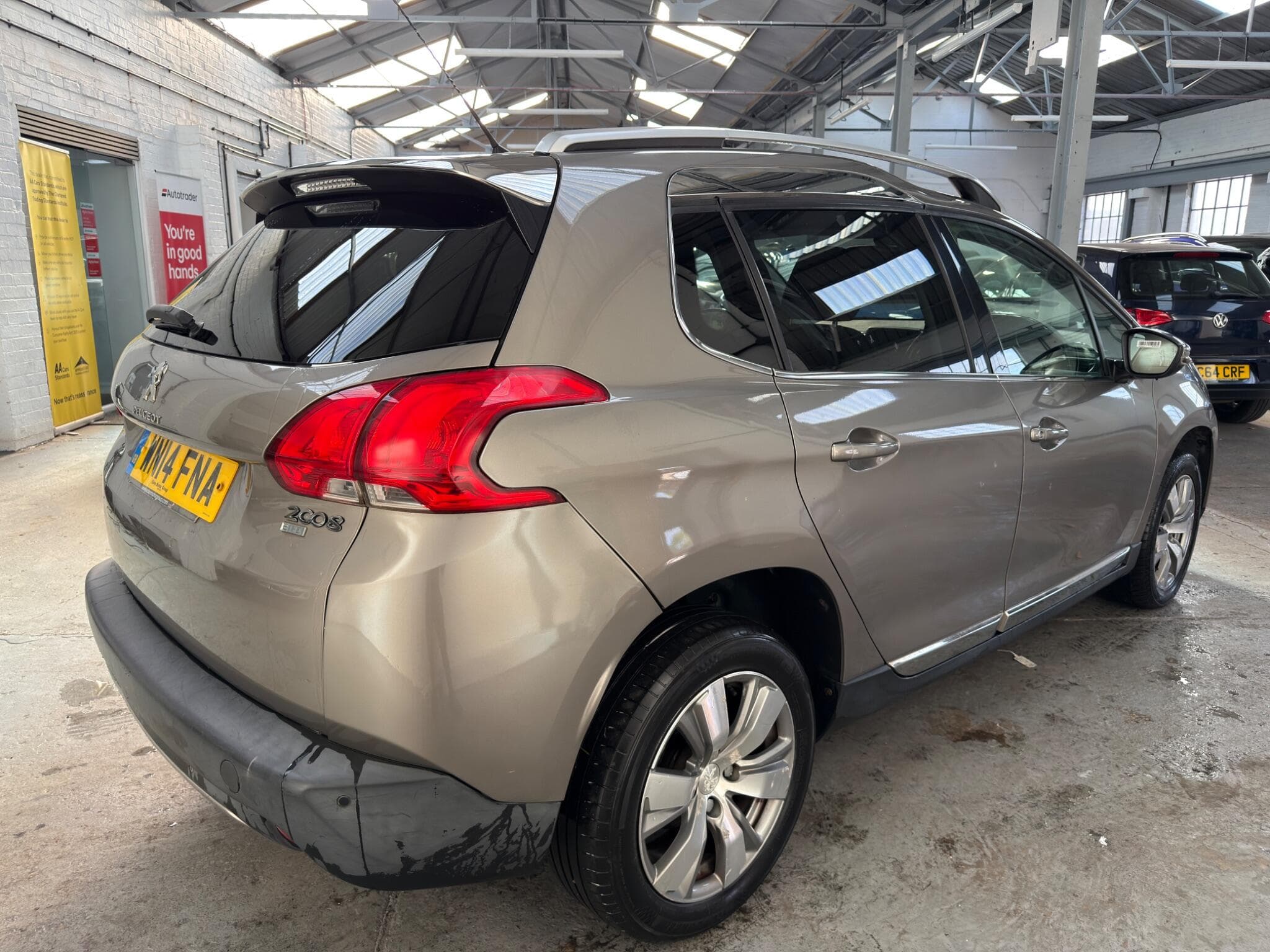 2014 Peugeot 2008 - Image 10