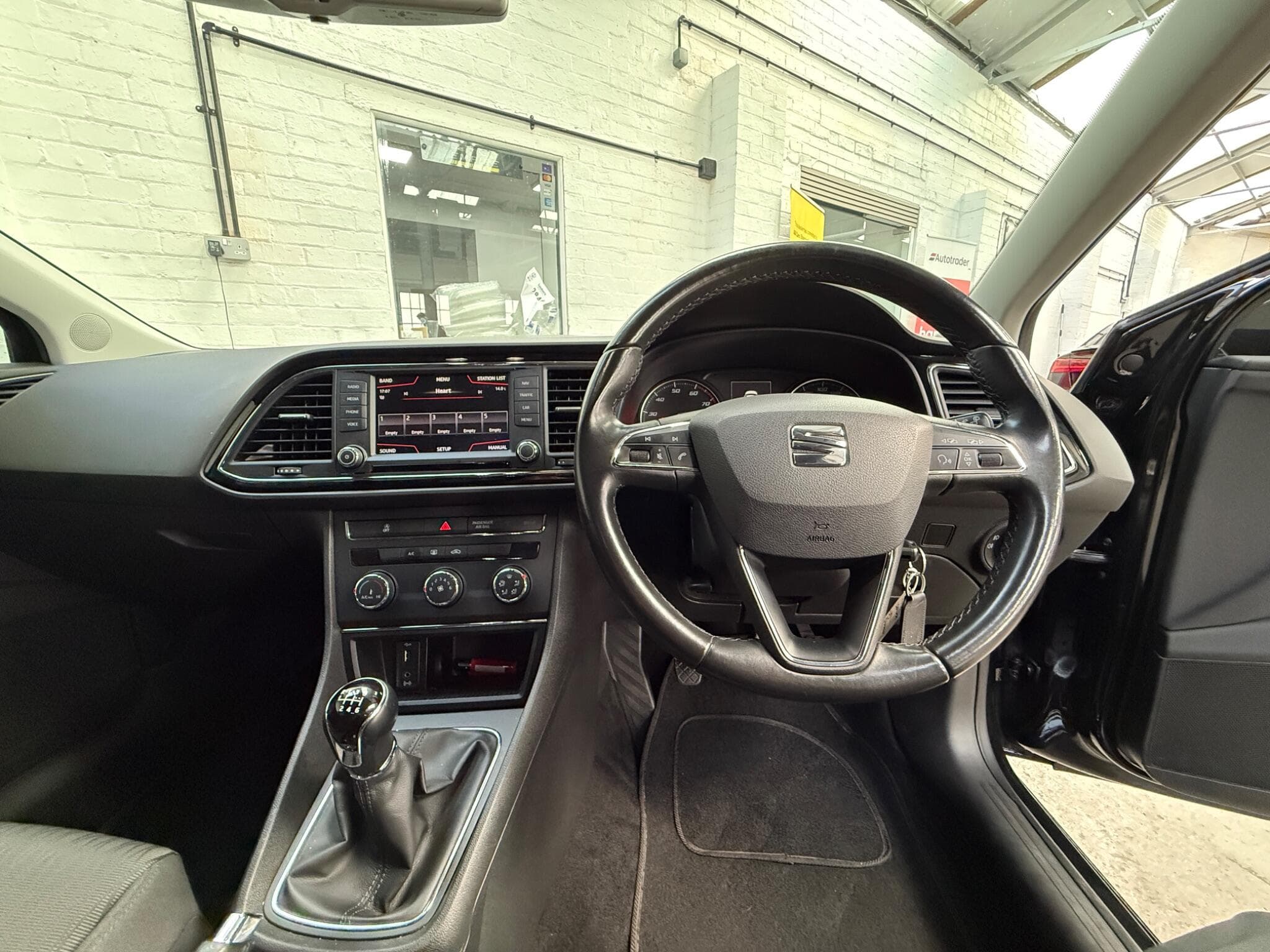 2015 SEAT Leon - Image 12