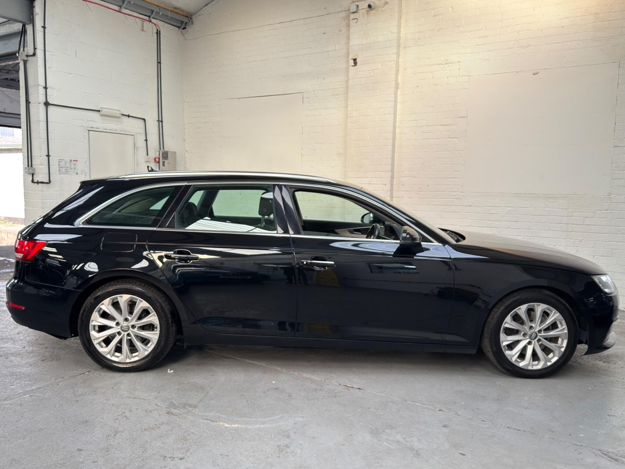 2016 Audi A4 Avant - Image 7
