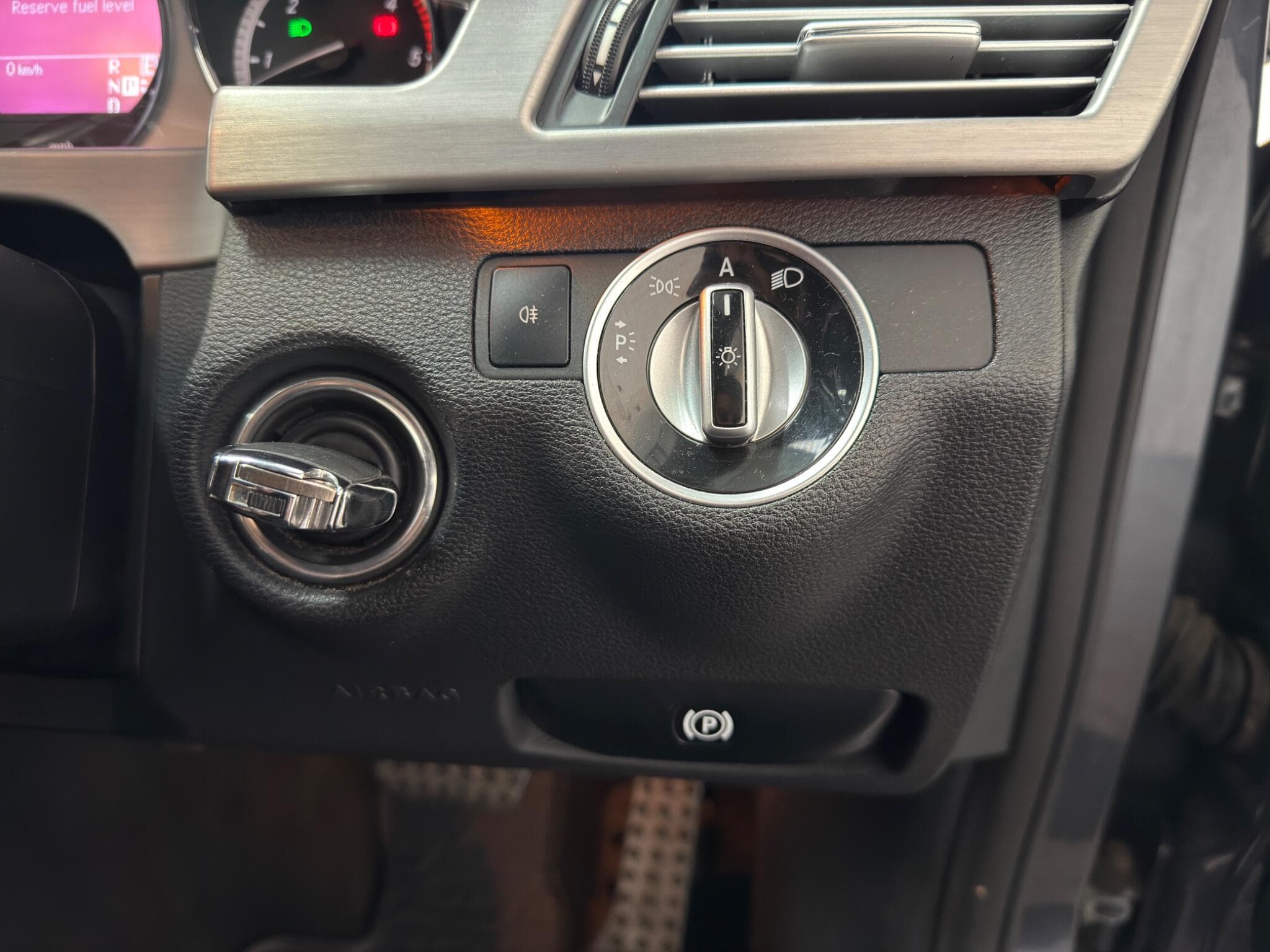 2010 Mercedes-Benz E Class - Image 28