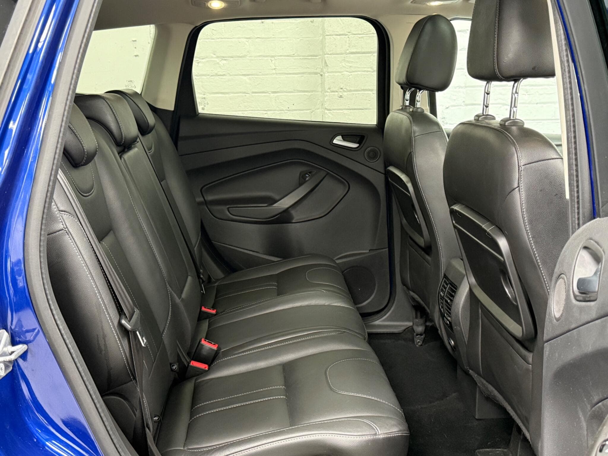 2015 Ford Kuga - Image 32
