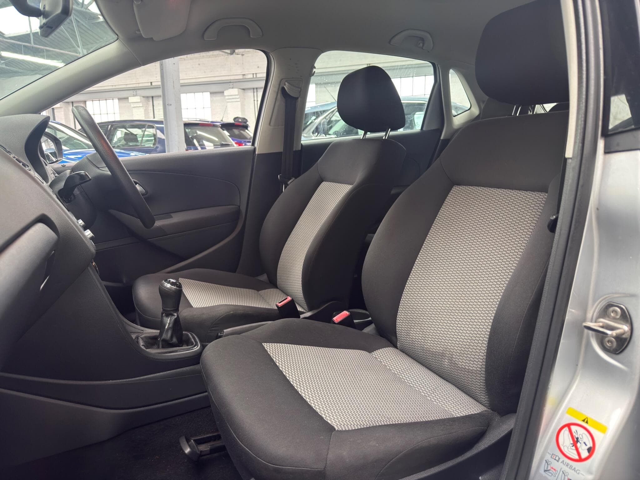 2014 Volkswagen Polo - Image 19