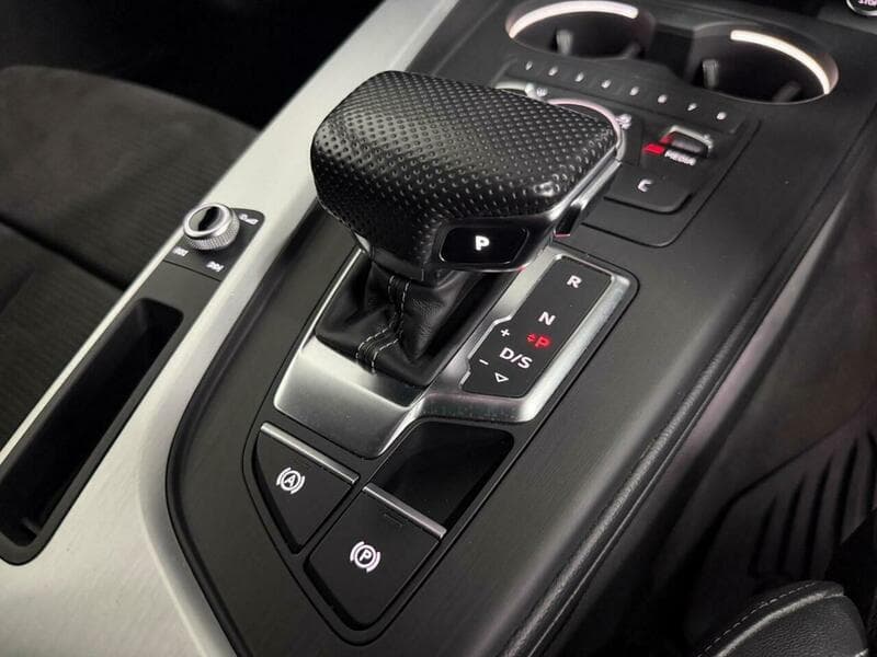 2017 Audi A4 Avant - Image 22