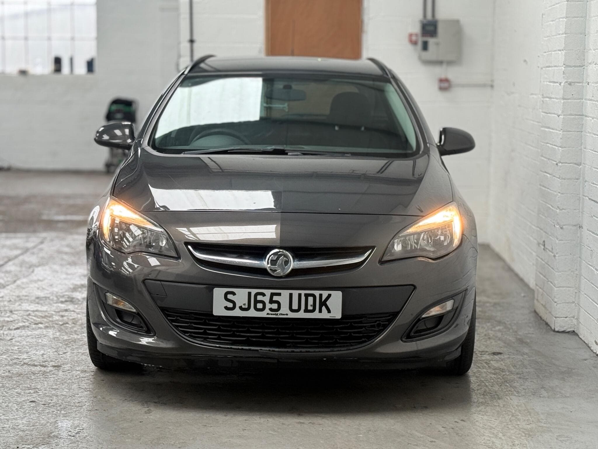 2016 Vauxhall Astra - Image 8