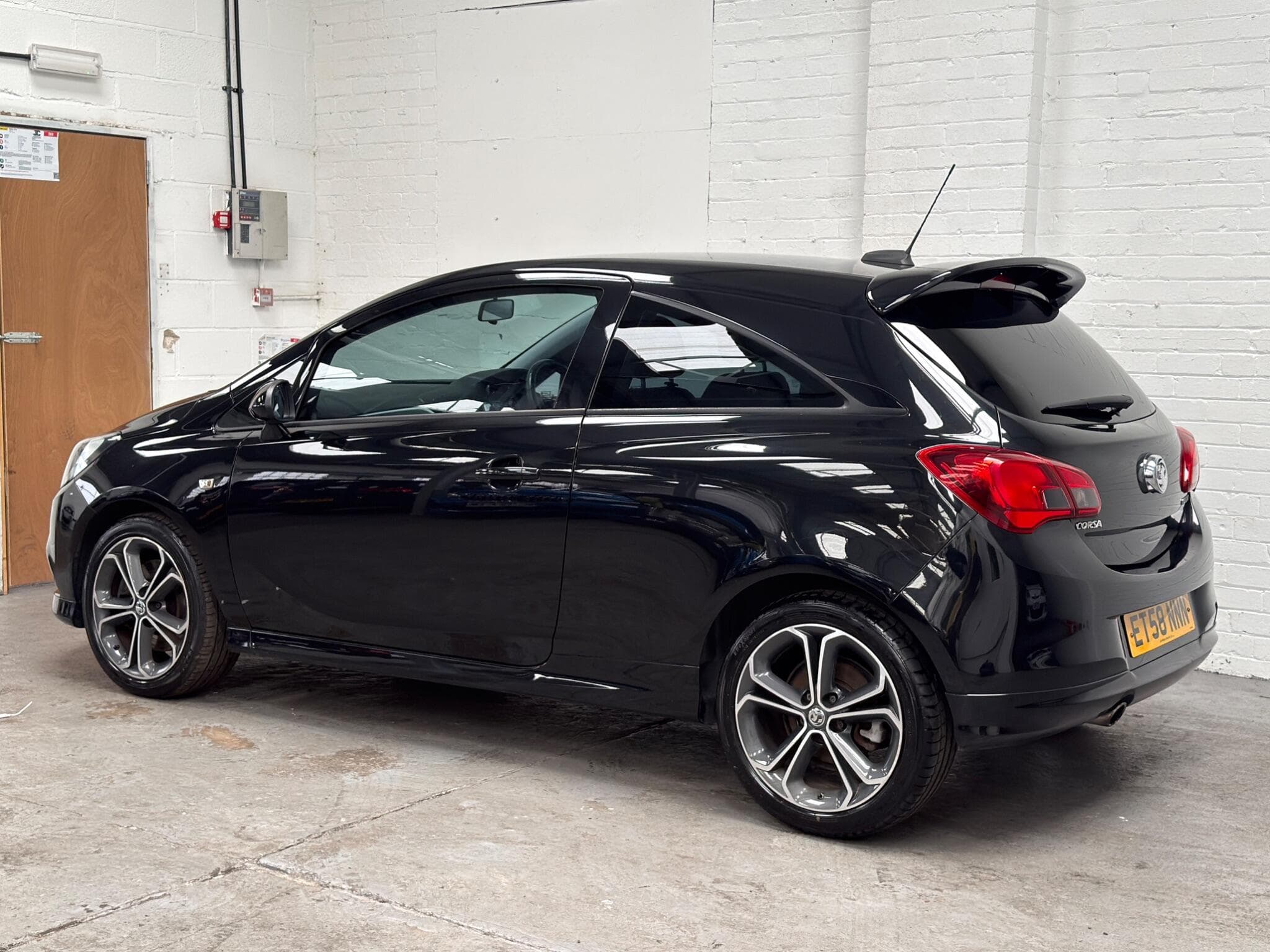 2017 Vauxhall Corsa - Image 3