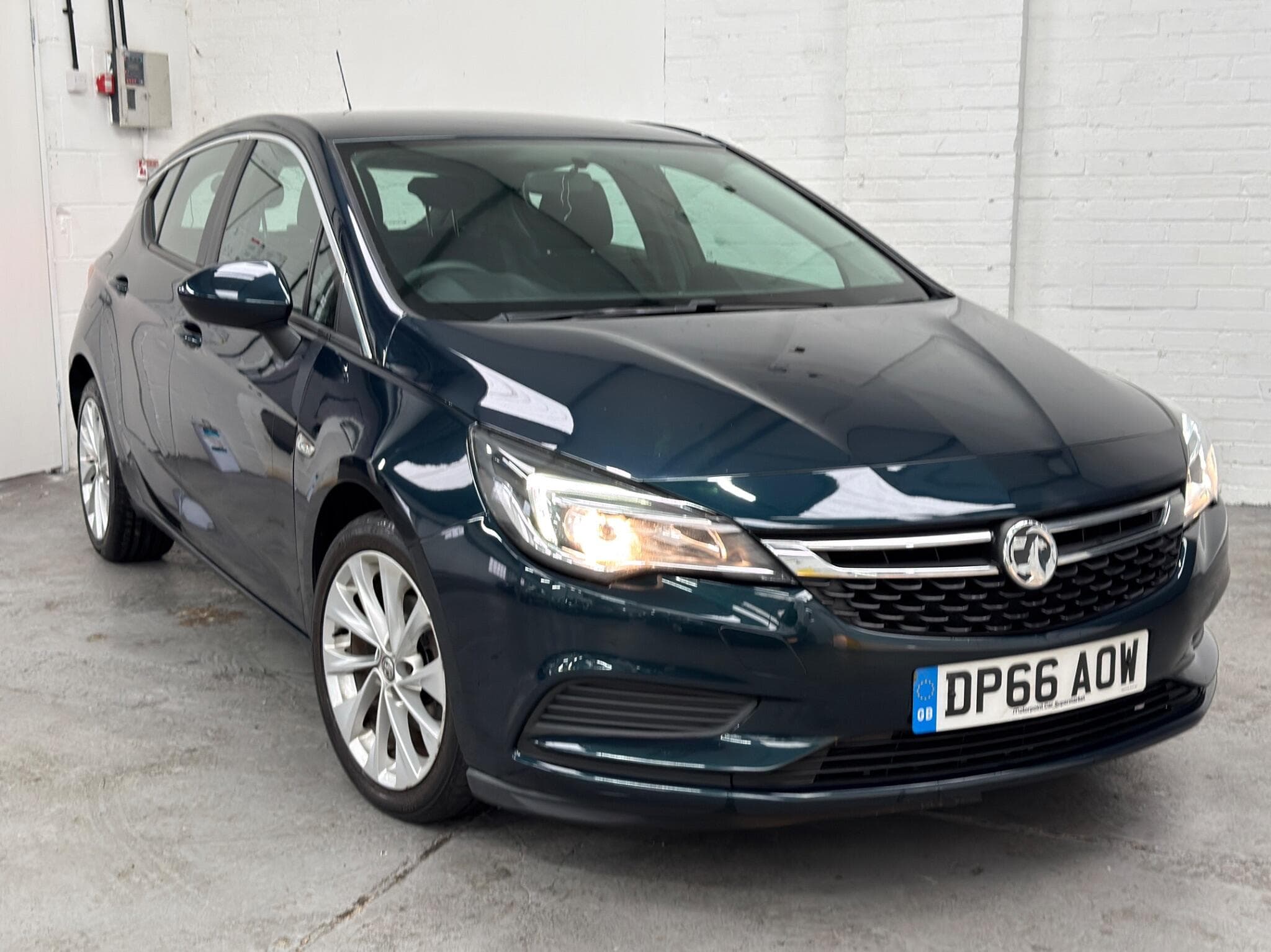 2016 Vauxhall Astra