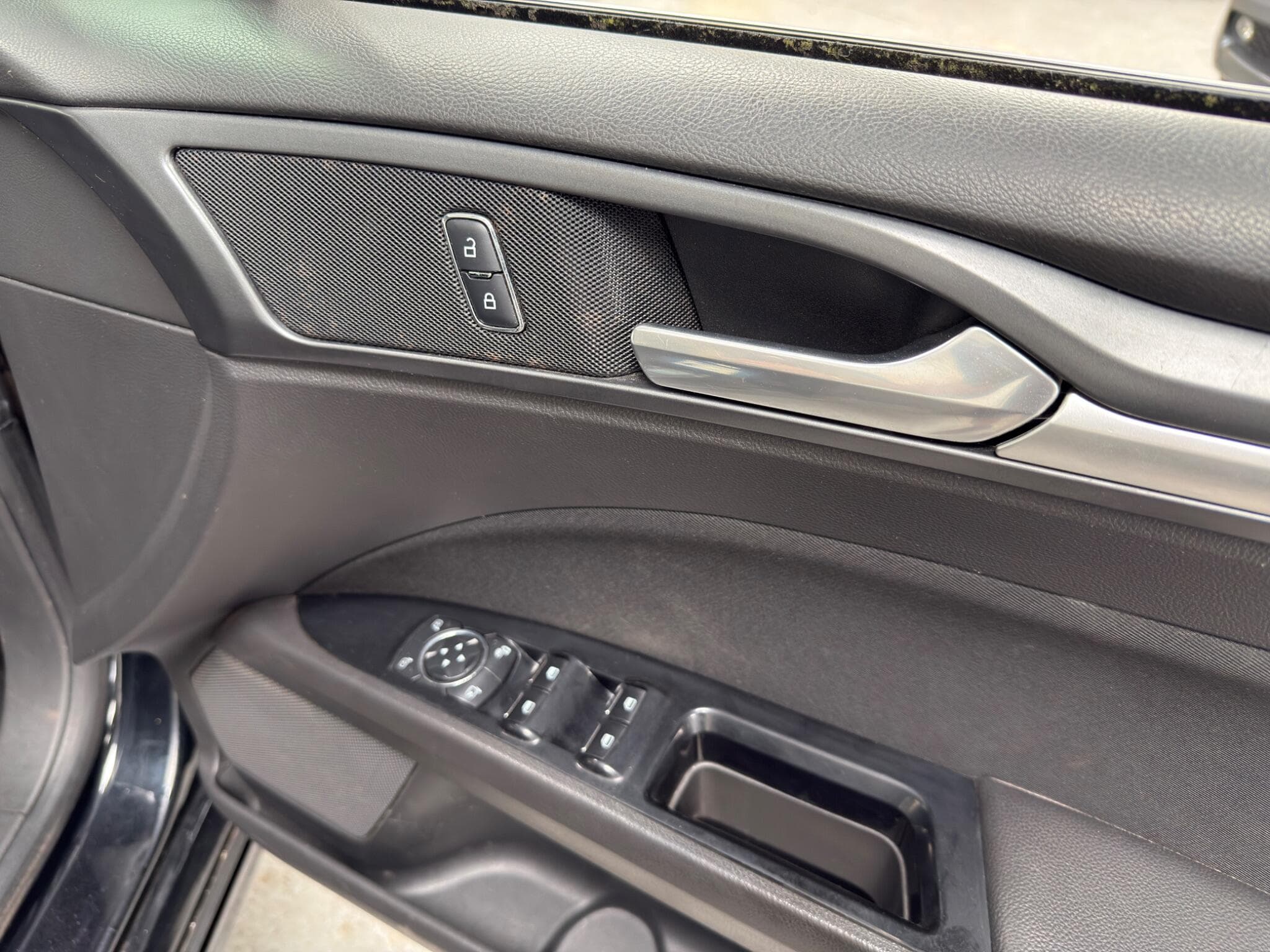 2015 Ford Mondeo - Image 21