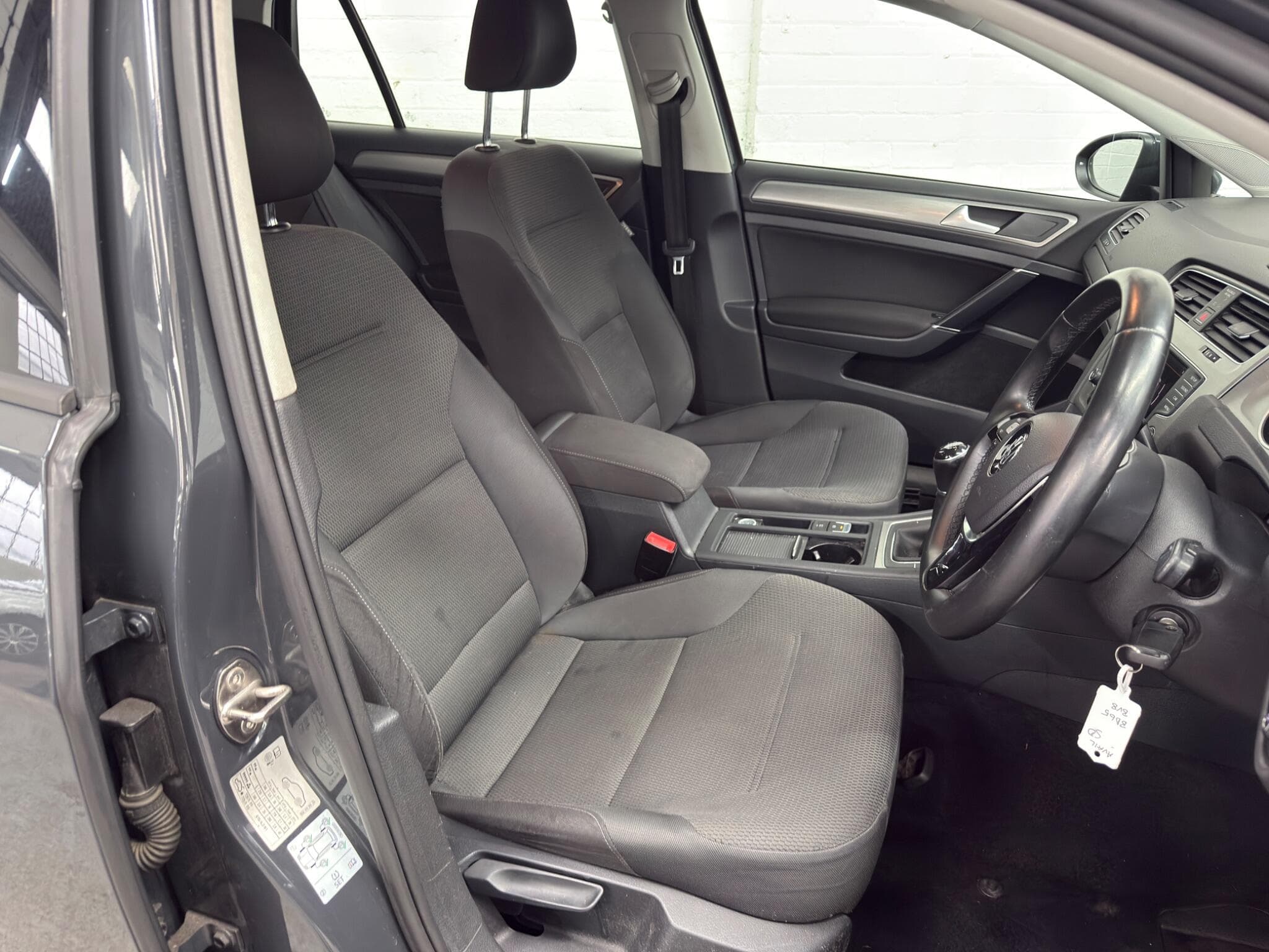 2015 Volkswagen Golf - Image 14