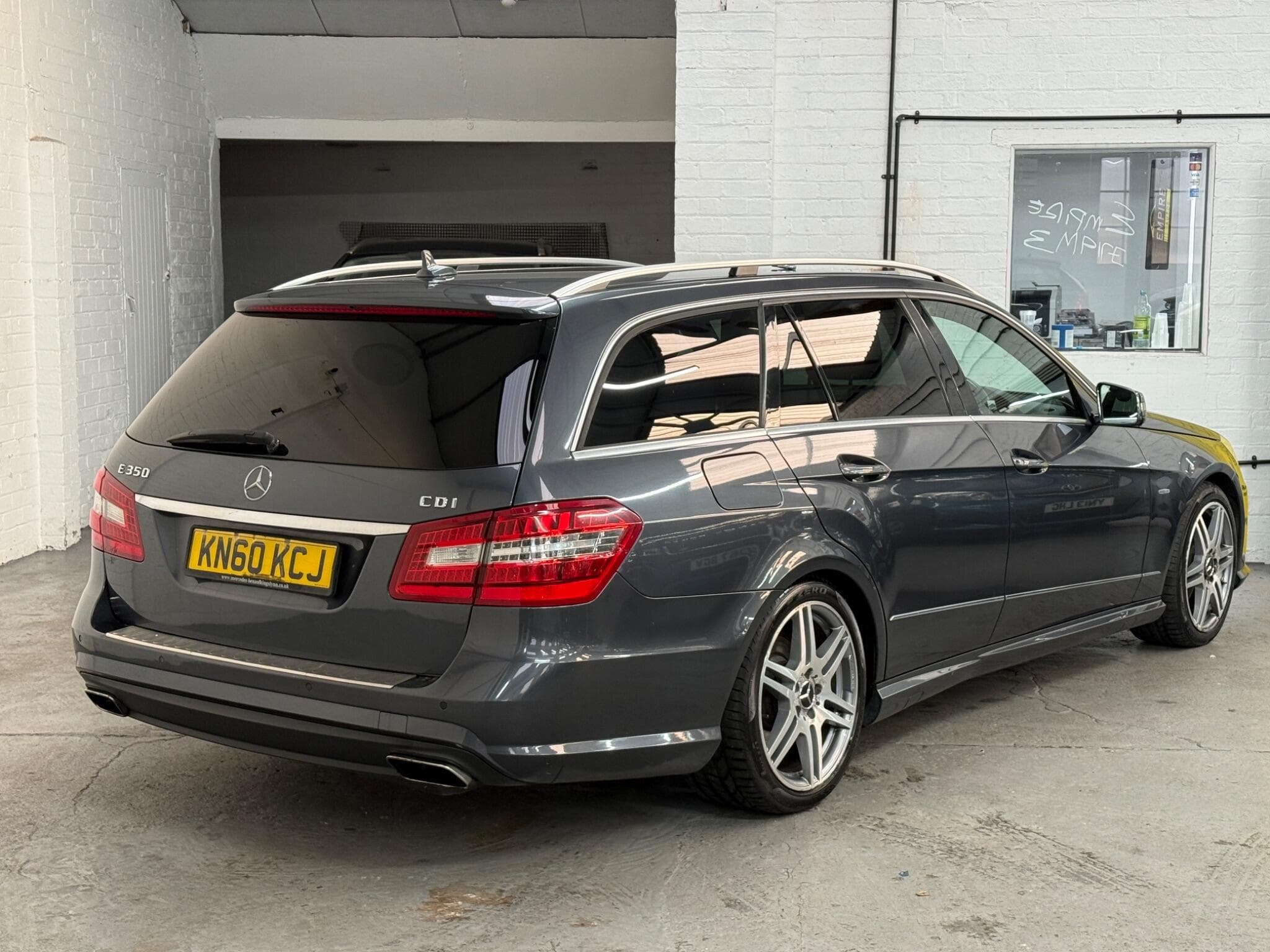 2010 Mercedes-Benz E Class - Image 12