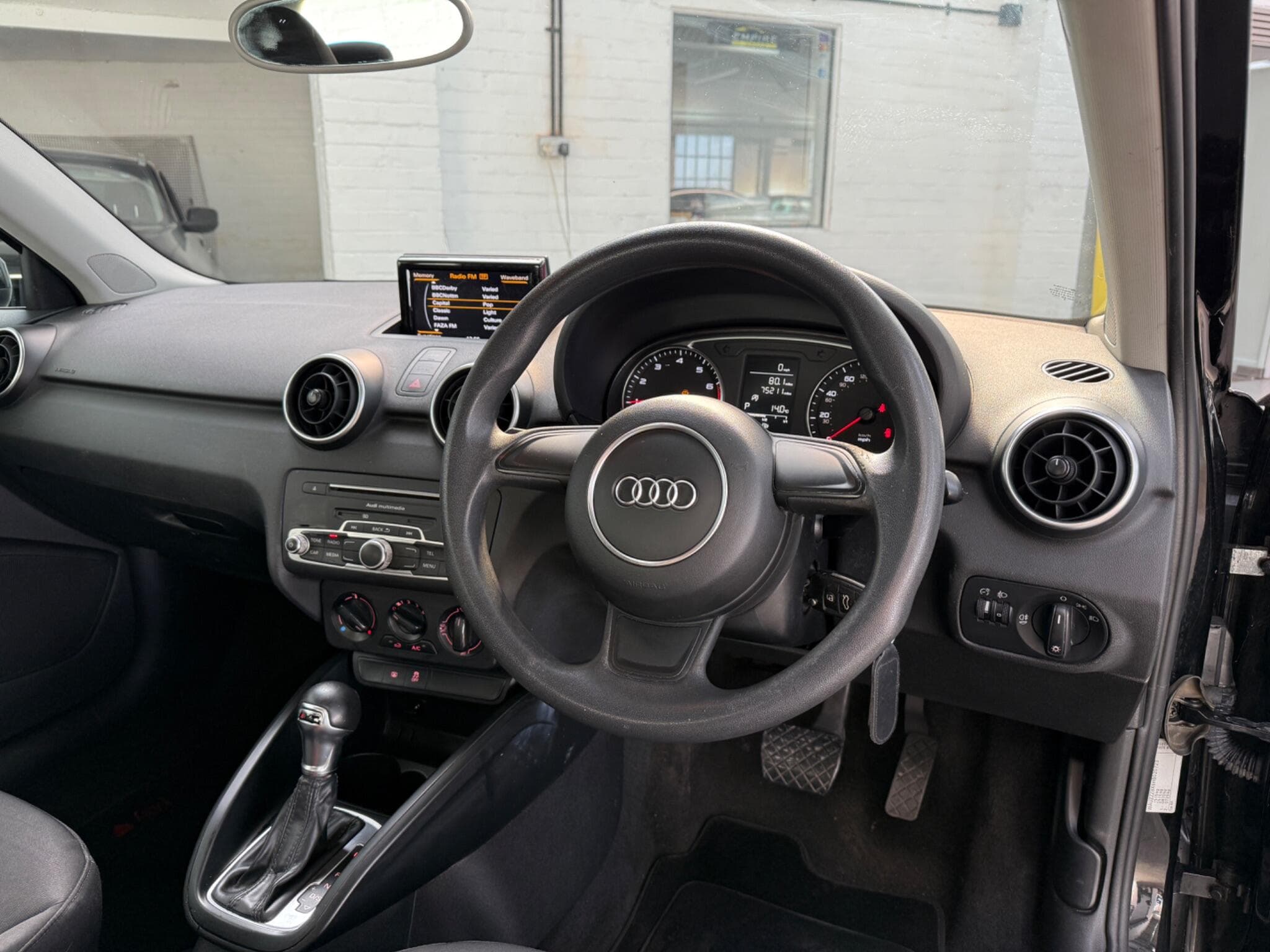 2016 Audi A1 - Image 14