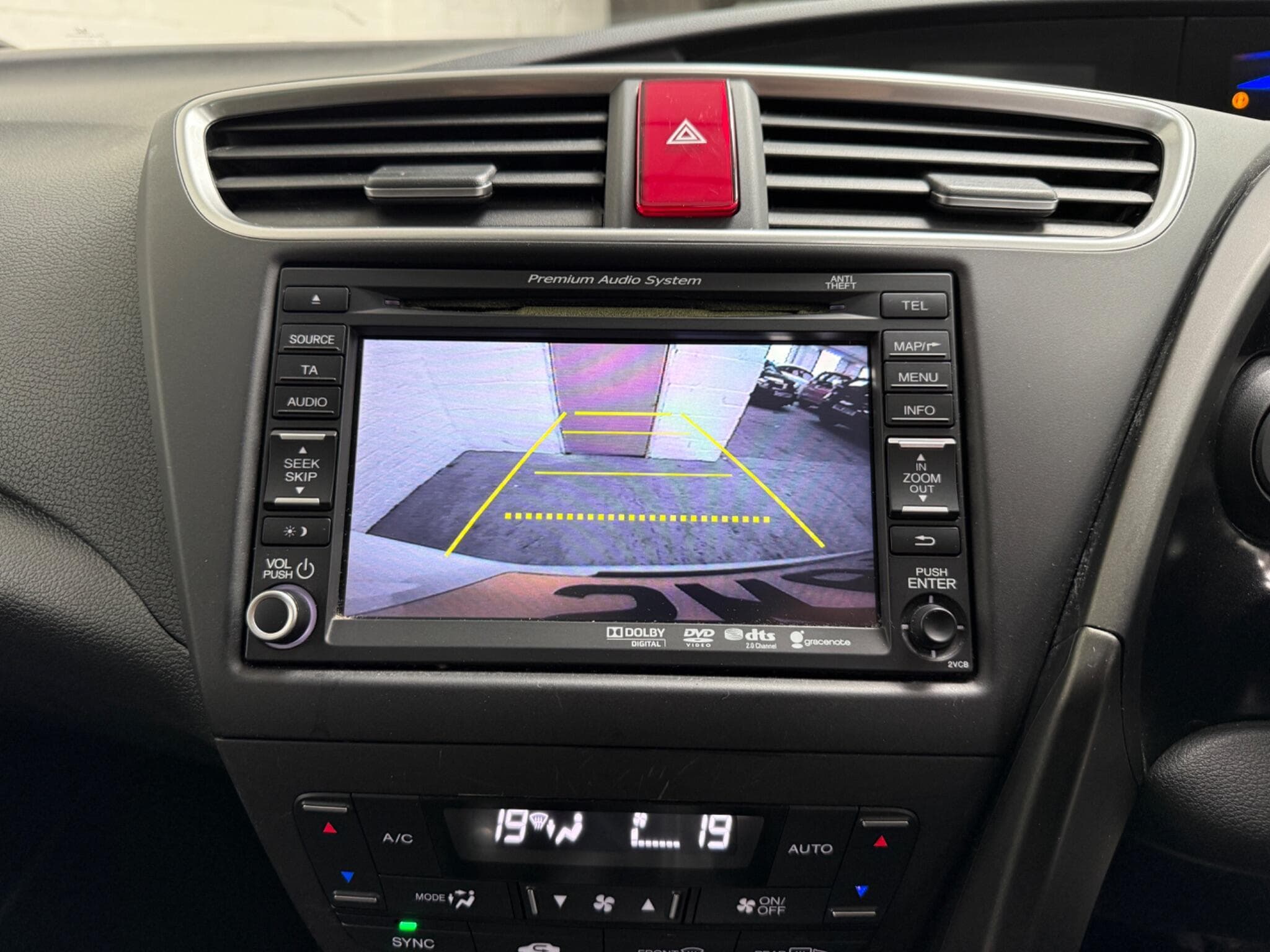 2014 Honda Civic - Image 18