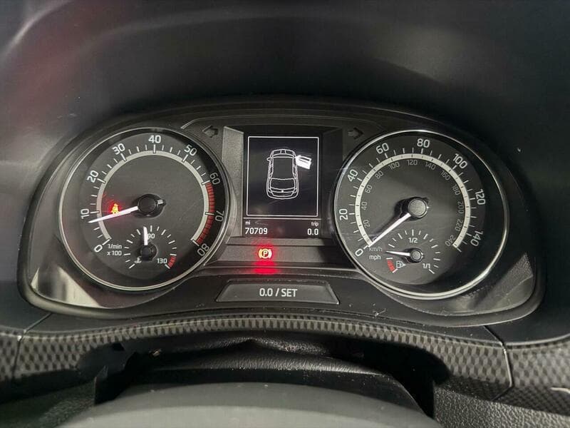 2017 Skoda Fabia - Image 10