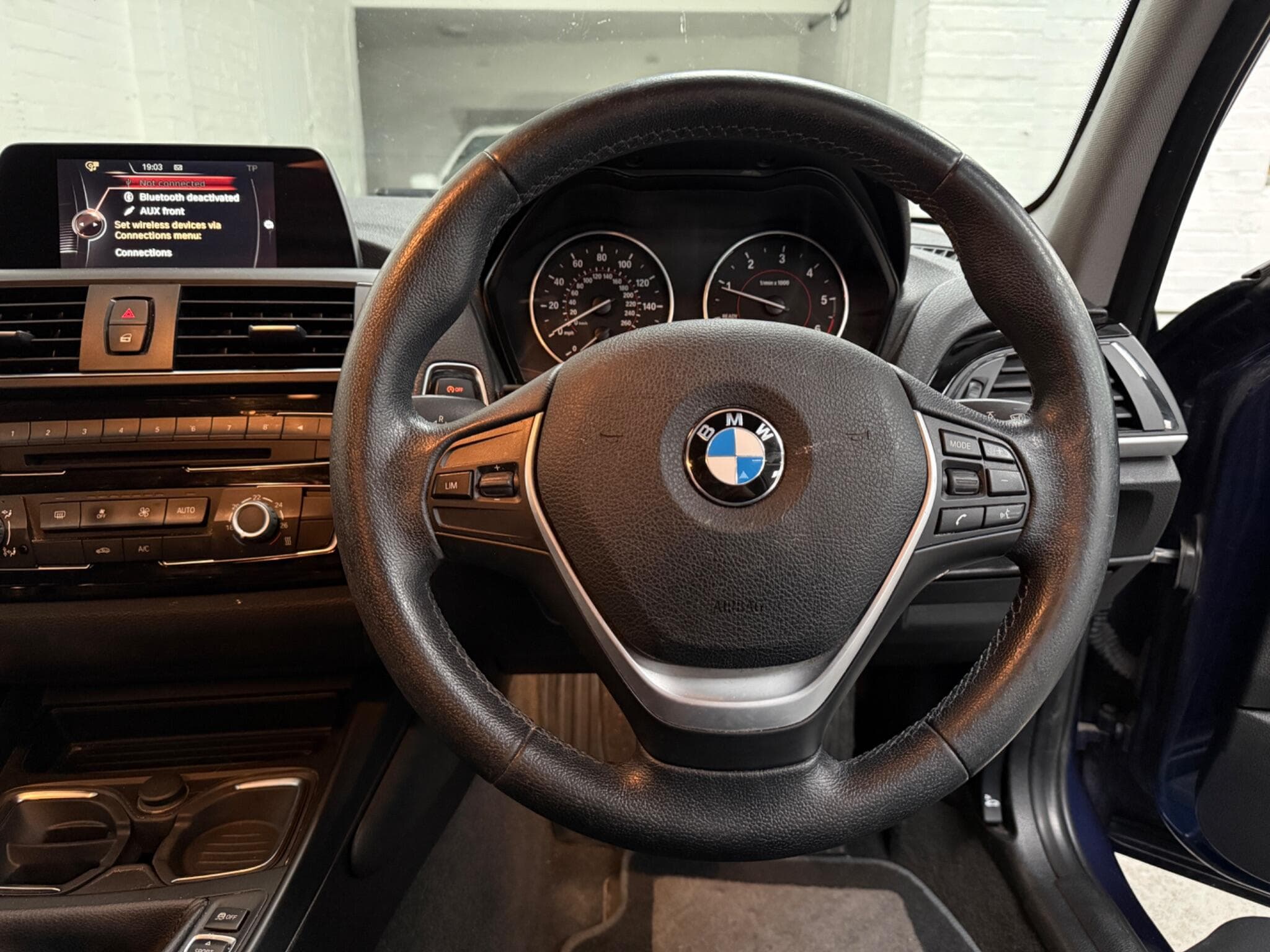 2016 BMW 1 Series - Image 18