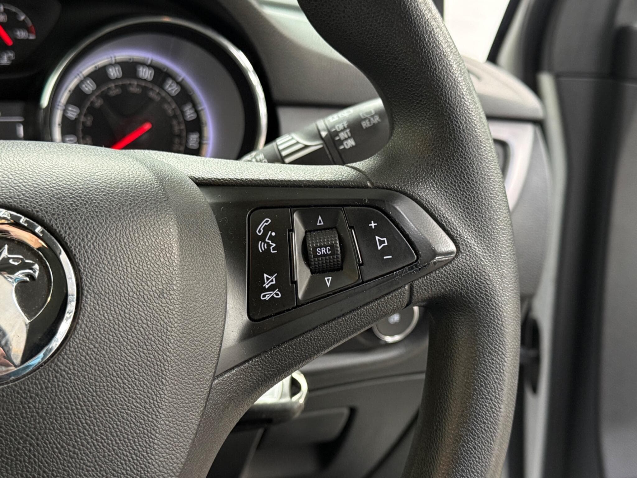 2016 Vauxhall Astra - Image 20