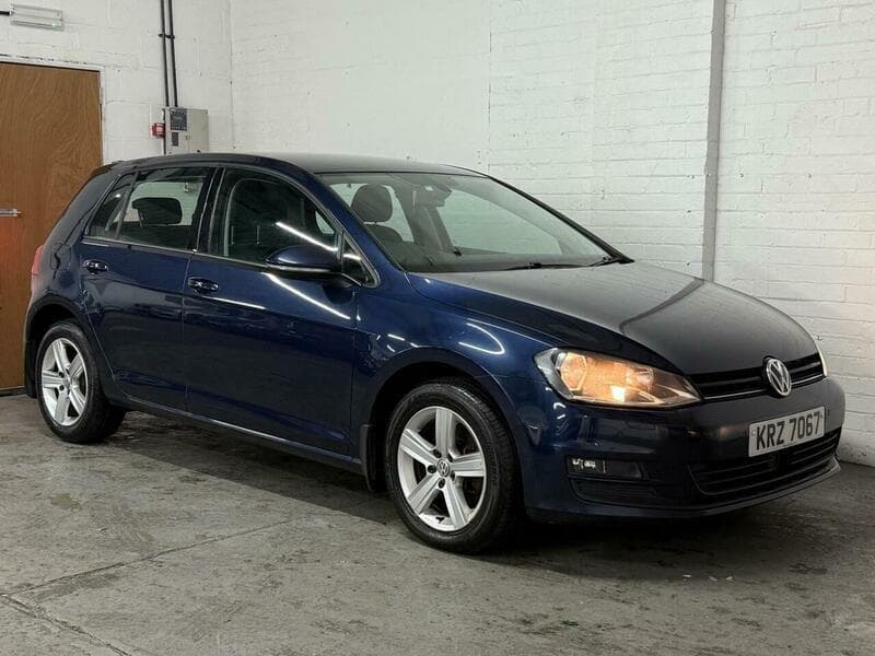 2016 Volkswagen Golf - Image 5