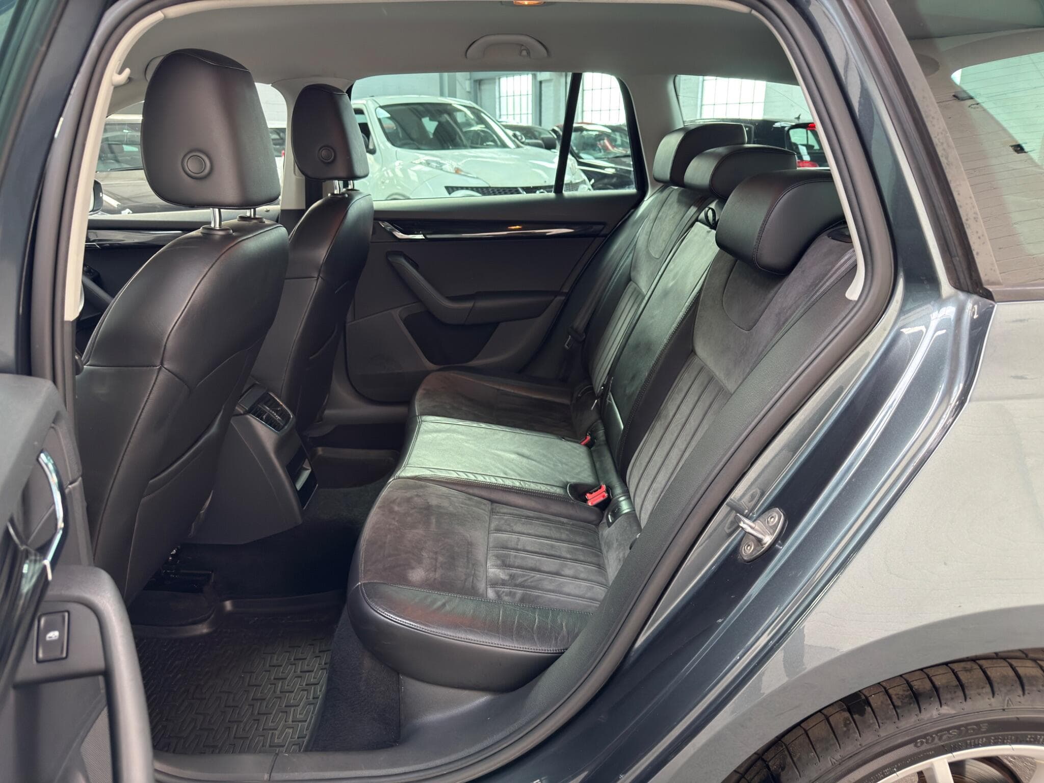 2017 Skoda Octavia - Image 17