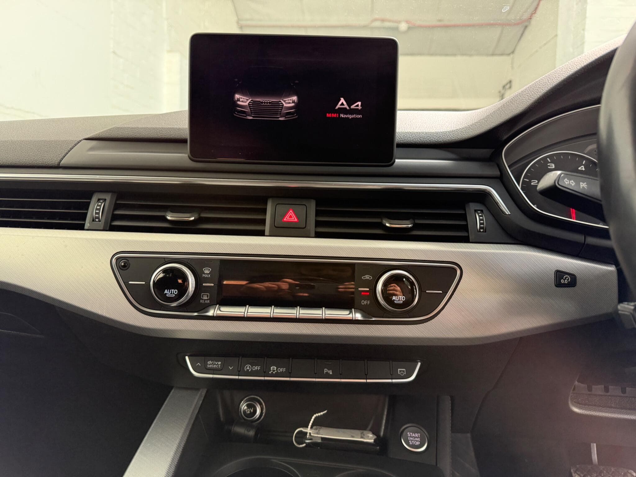 2017 Audi A4 Avant - Image 29