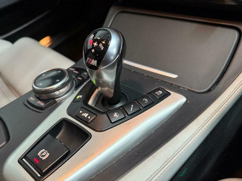 2014 BMW M5 - Image 16