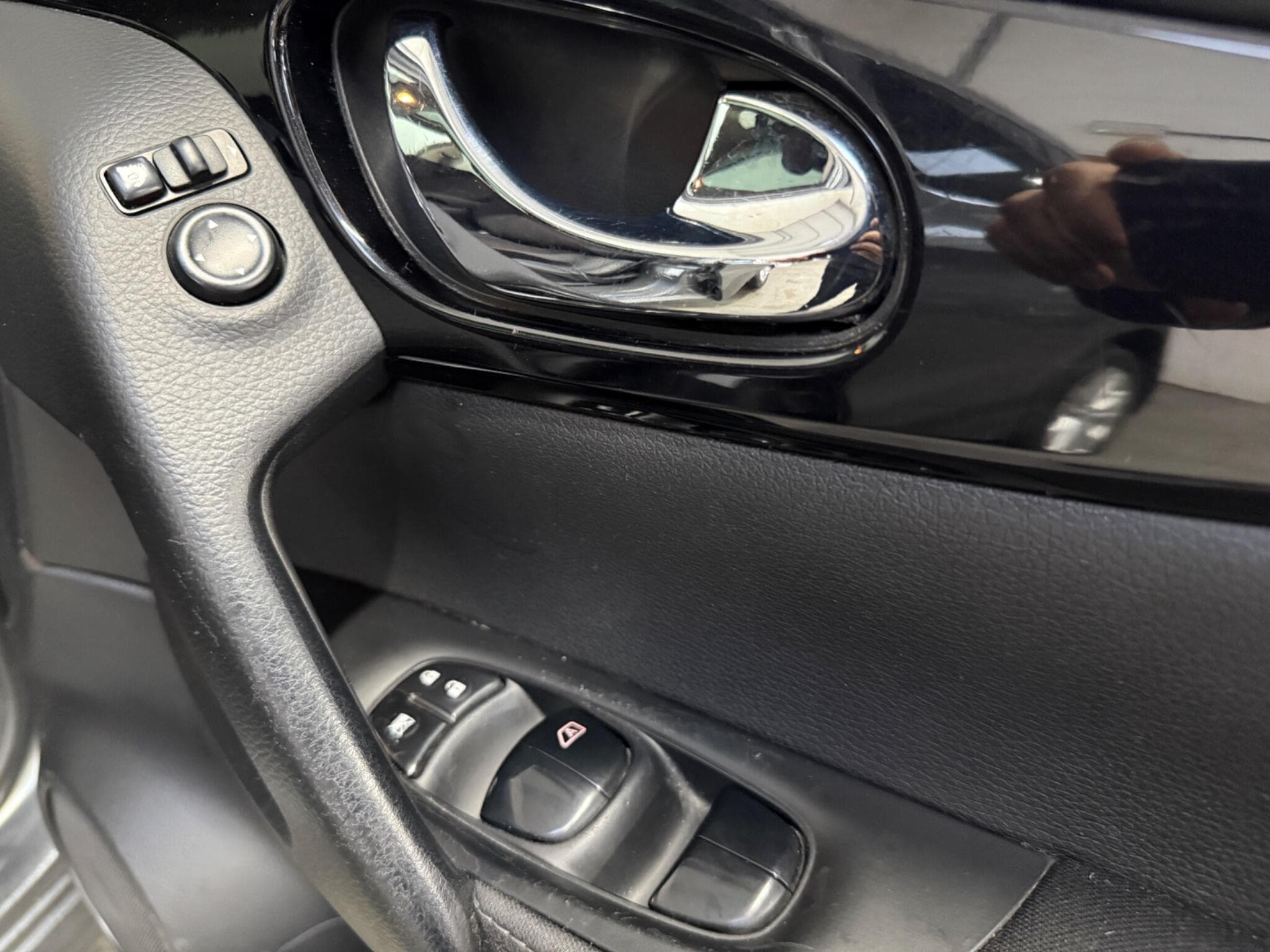 2014 Nissan Qashqai - Image 17