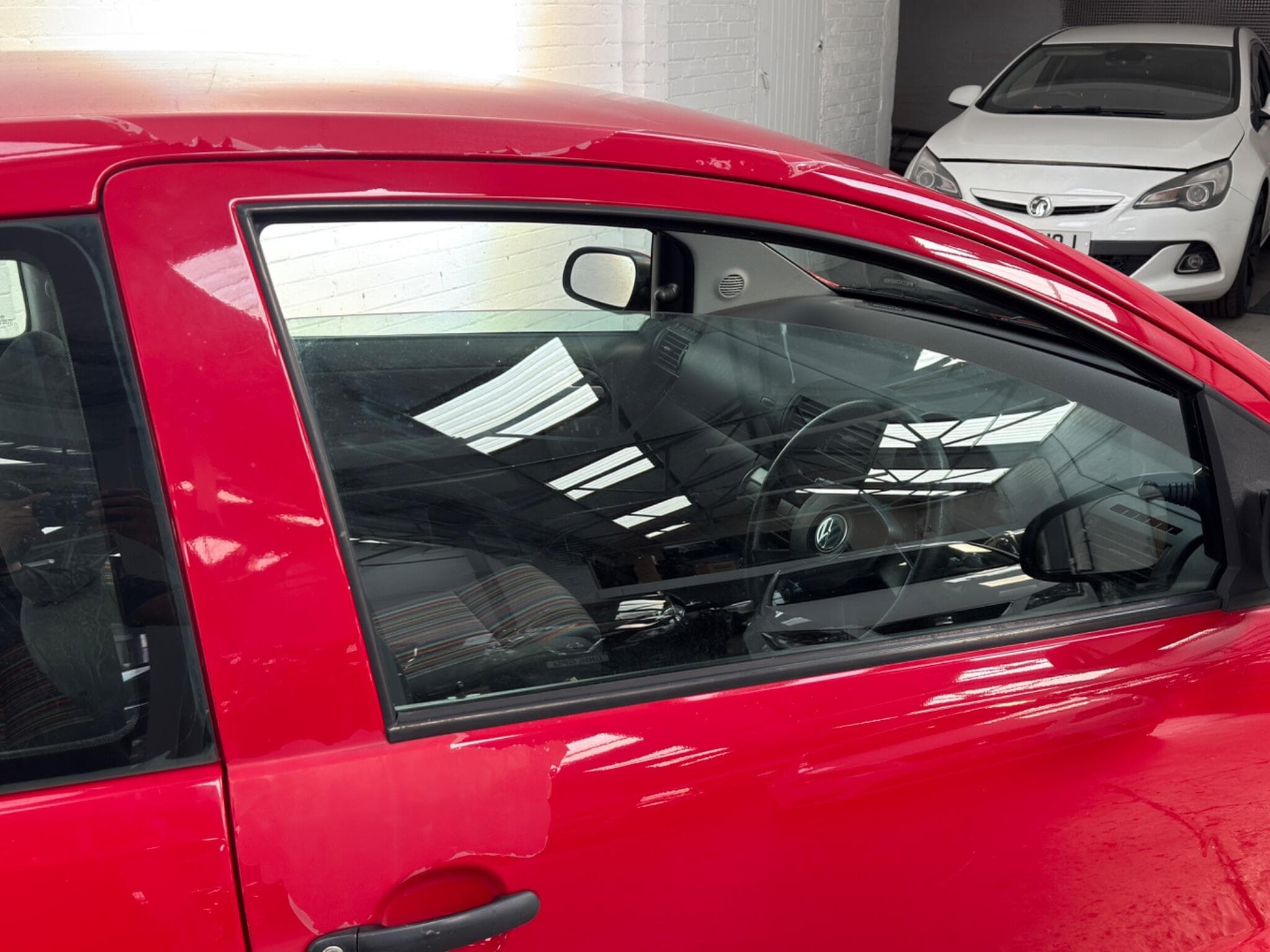 2006 Volkswagen Fox - Image 10