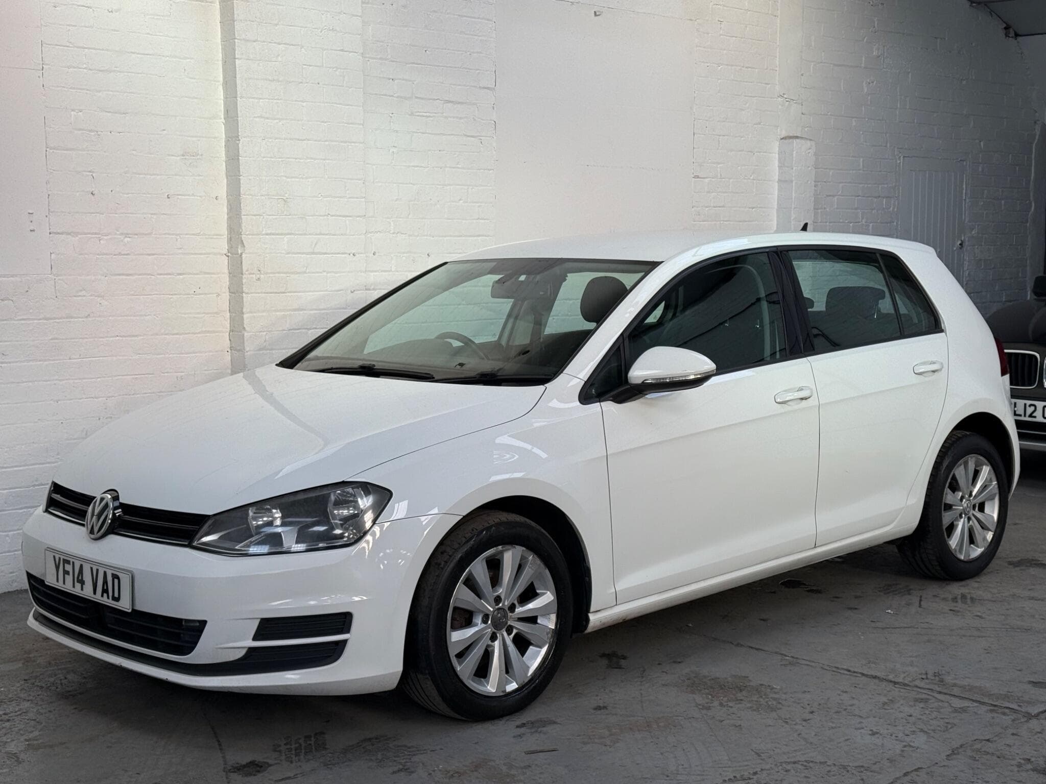 2014 Volkswagen Golf - Image 10