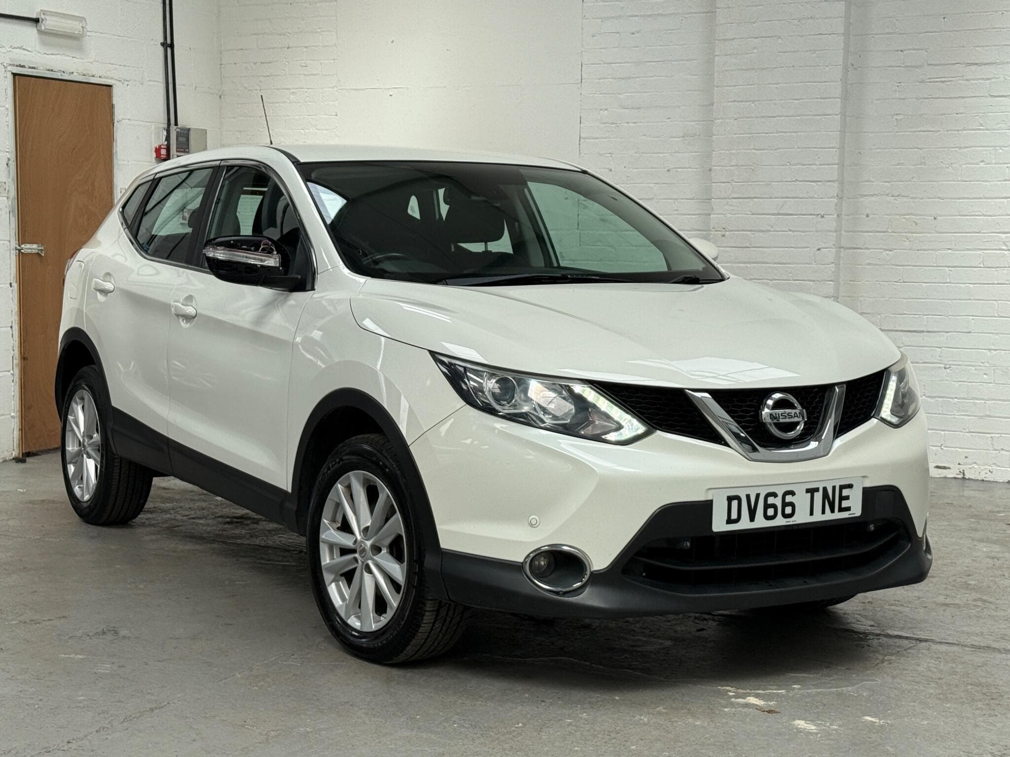 2016 Nissan Qashqai - Image 4