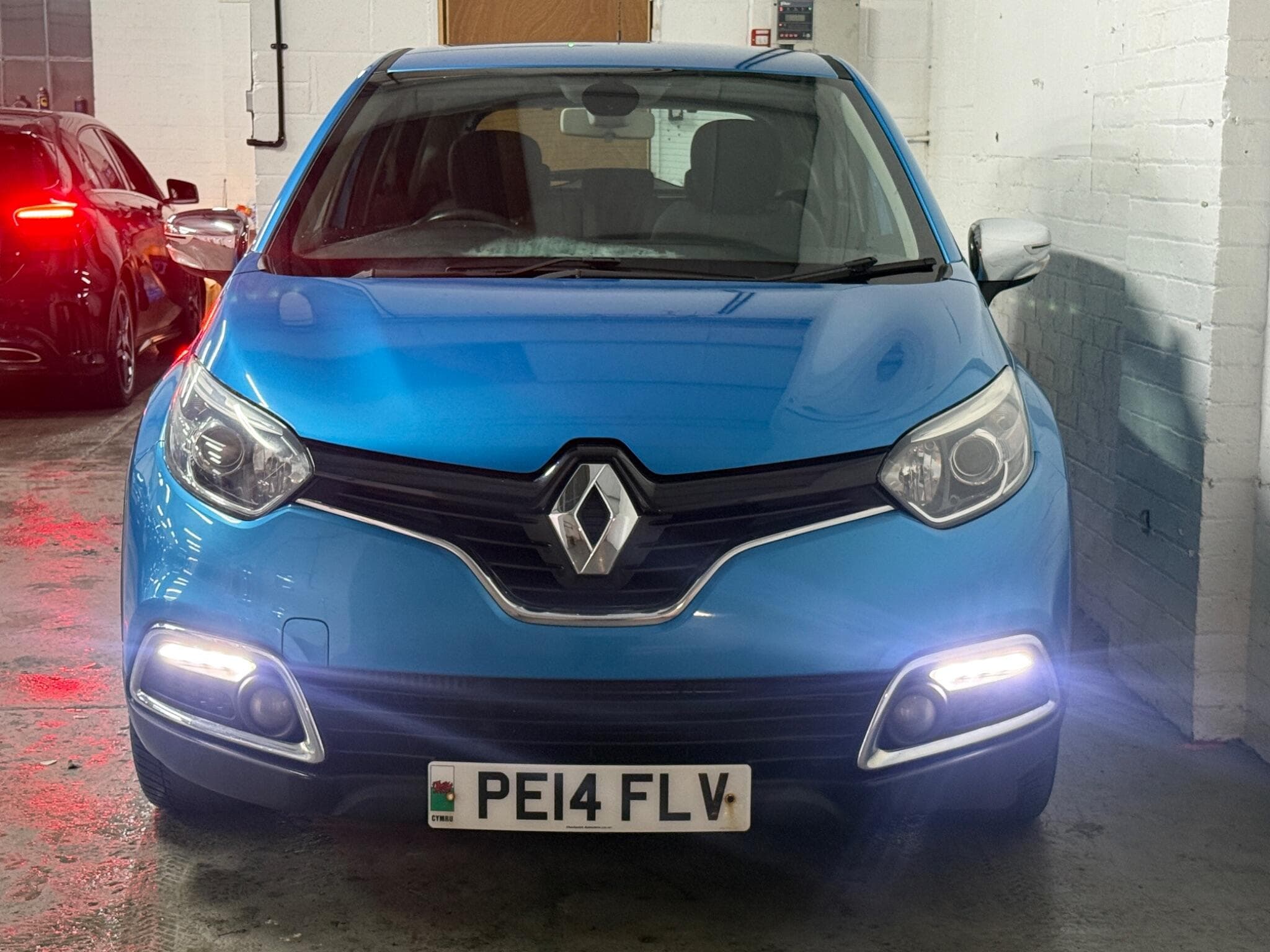 2014 Renault Captur - Image 2