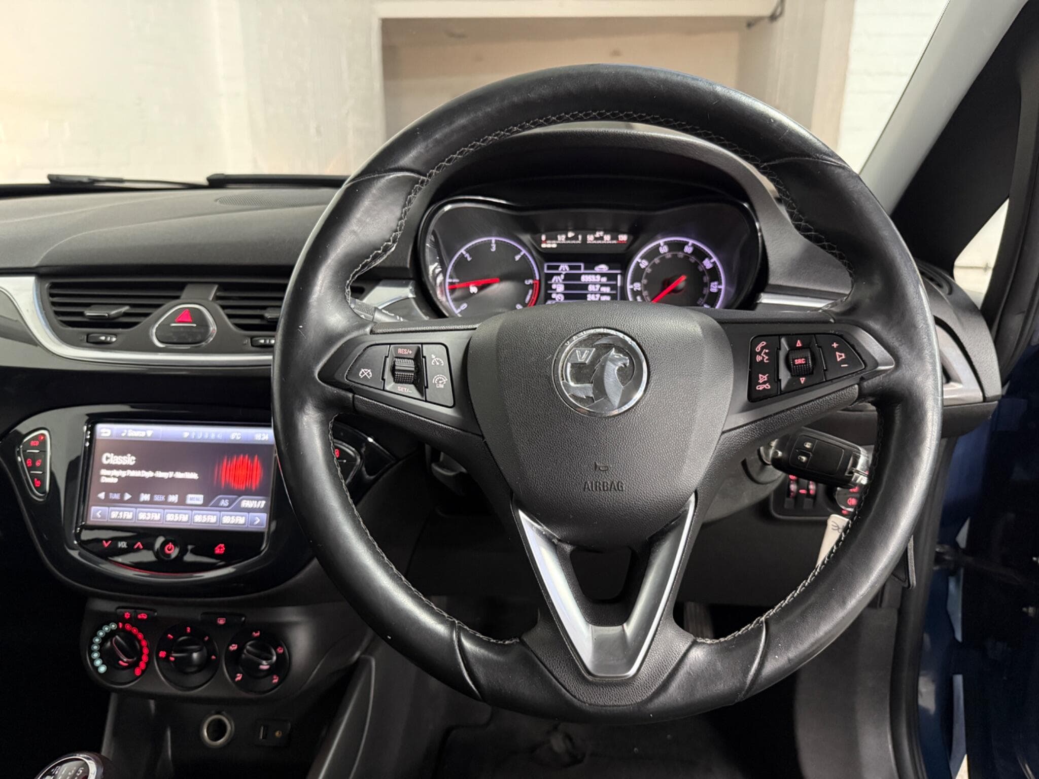 2015 Vauxhall Corsa - Image 14