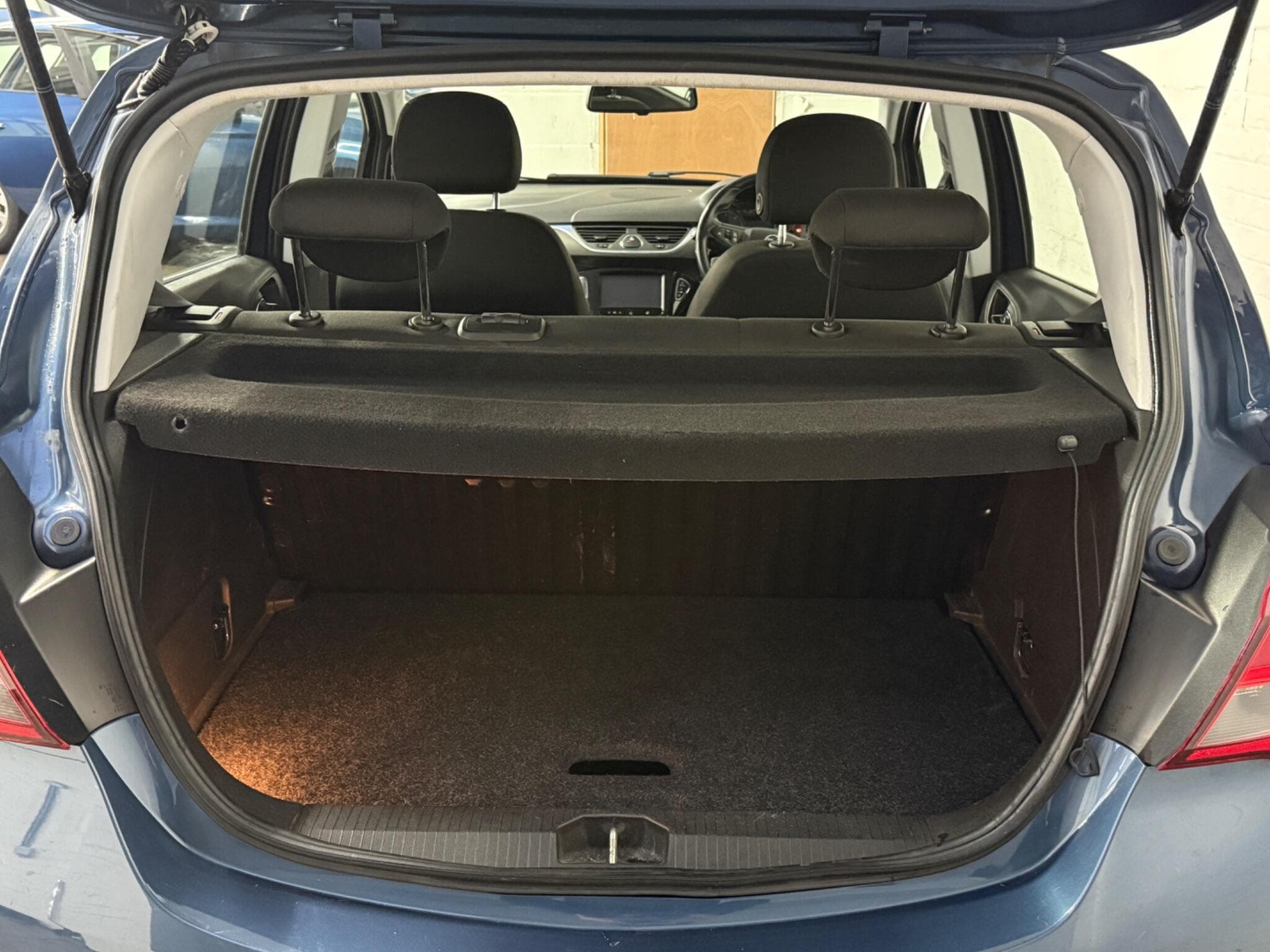 2015 Vauxhall Corsa - Image 15