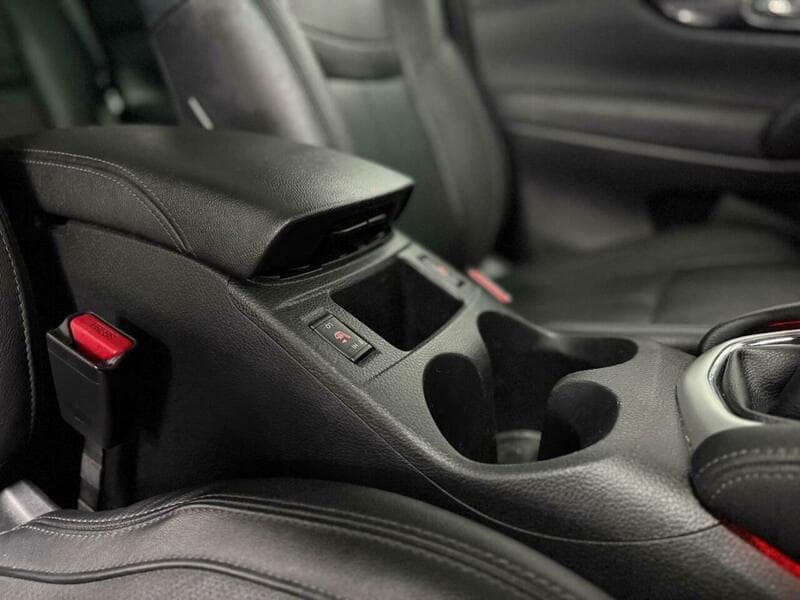 2015 Nissan Qashqai - Image 16