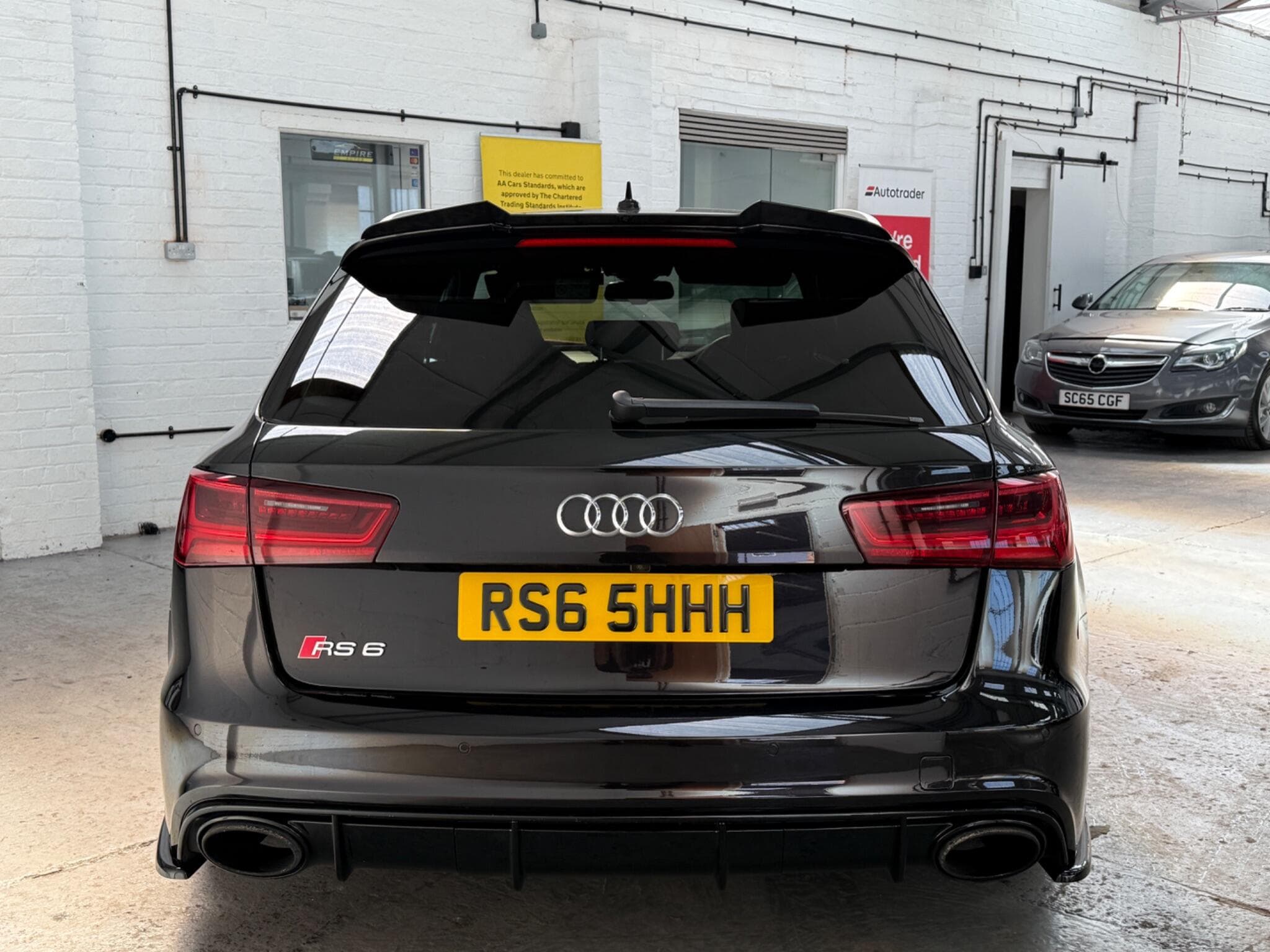 2017 Audi RS6 Avant - Image 11