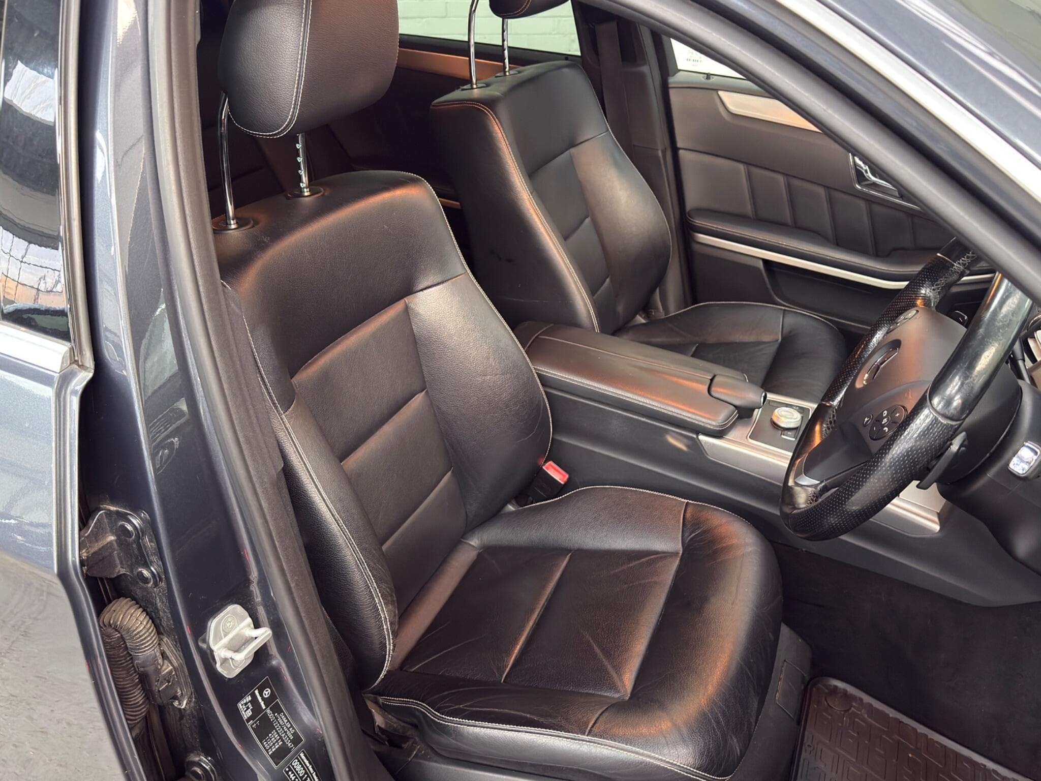2010 Mercedes-Benz E Class - Image 18