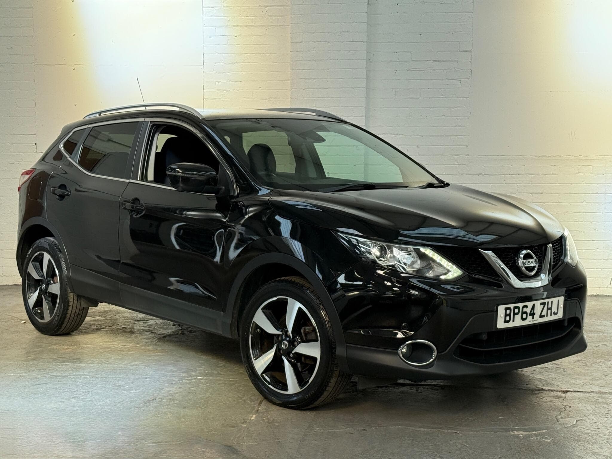2015 Nissan Qashqai - Image 5