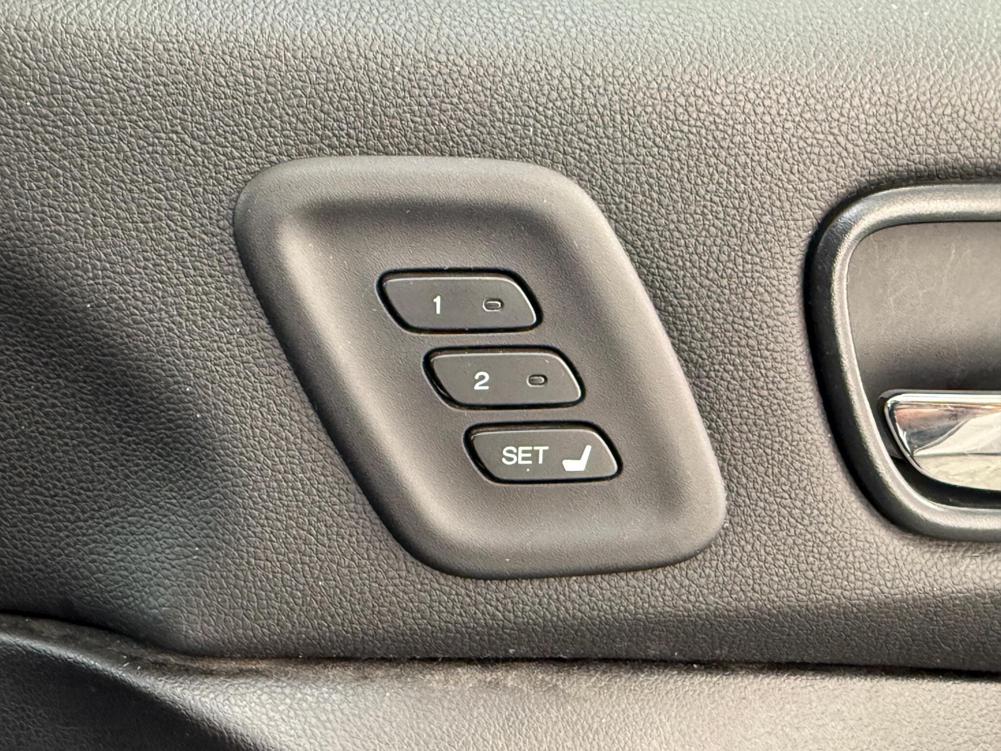 2014 Honda CR-V - Image 16