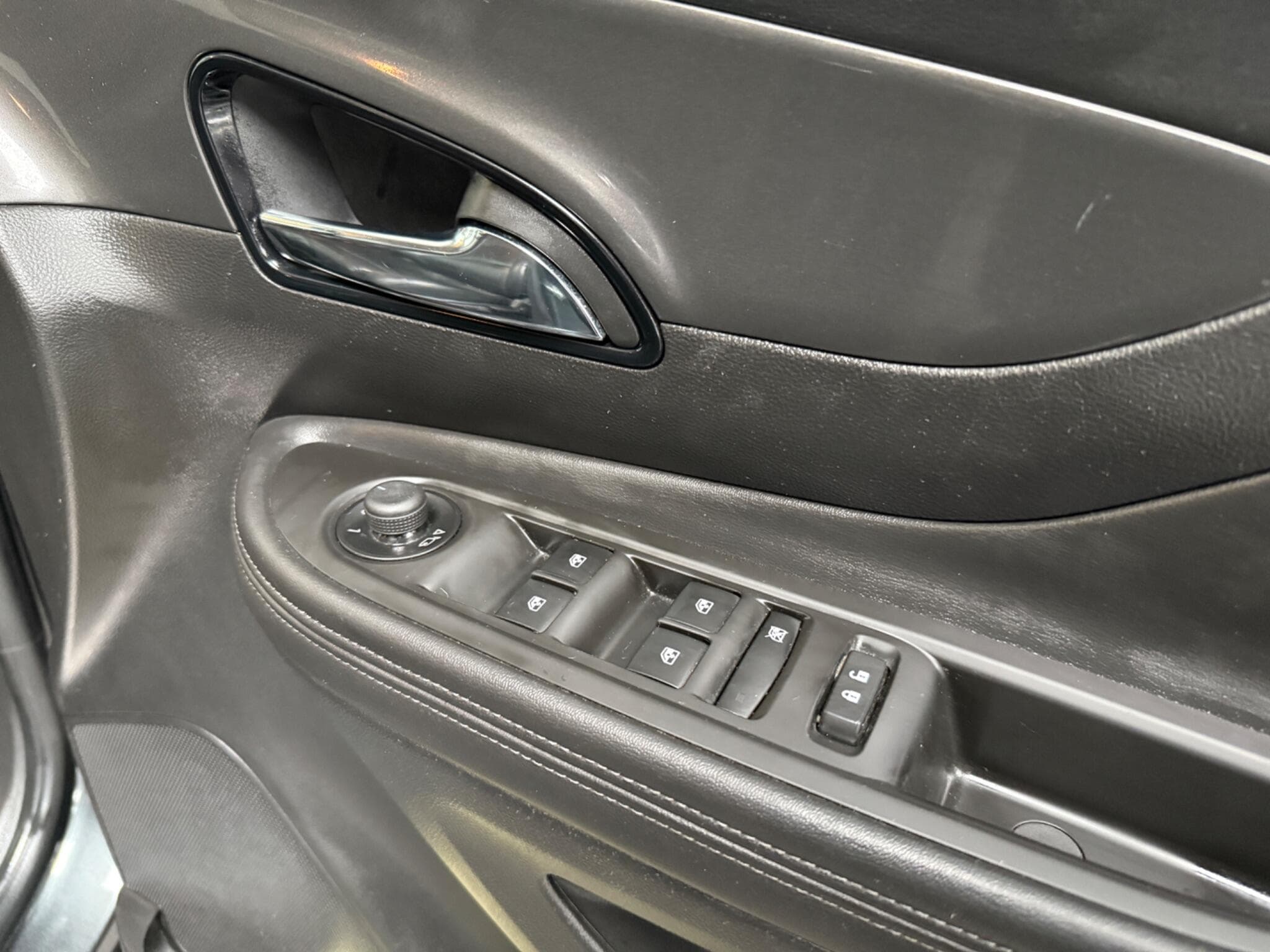 2017 Vauxhall Mokka X - Image 20